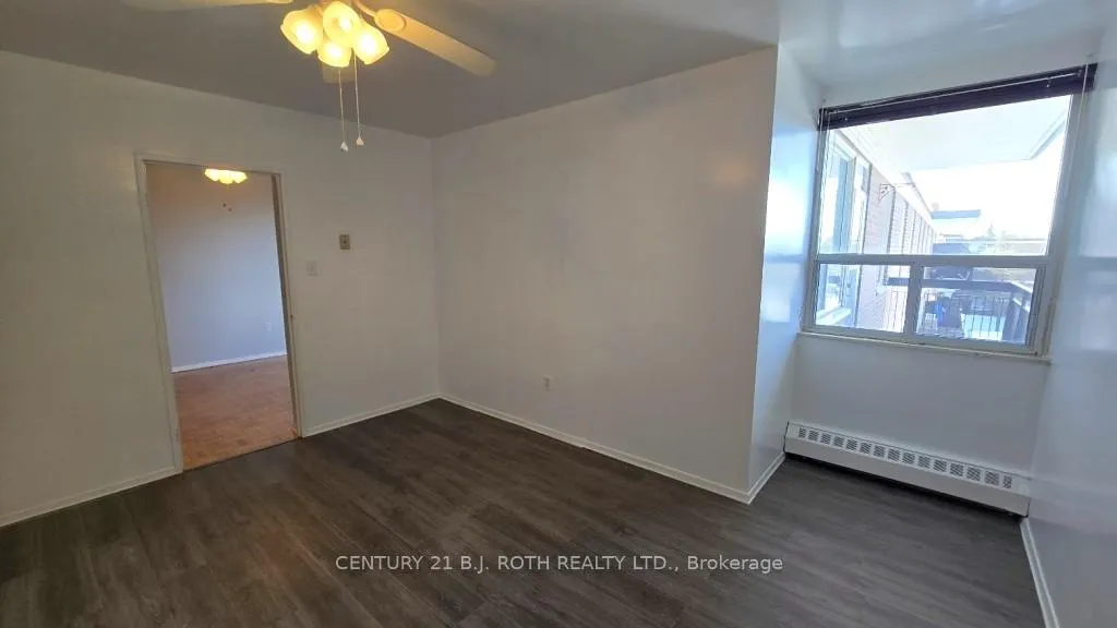 Photo 5 of Unit 405, 98 Holgate Street, Barrie, Allandale — HOMEH