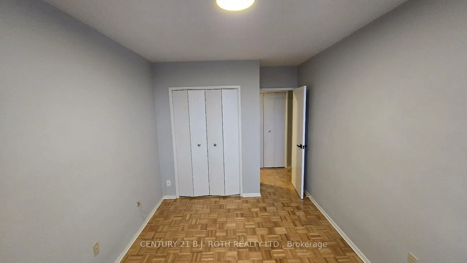 Photo 18 of Unit 405, 98 Holgate Street, Barrie, Allandale — HOMEH