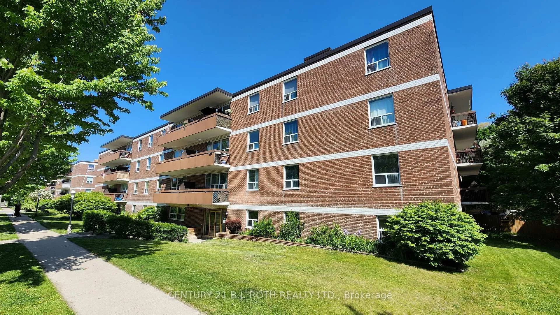 Photo 21 of Unit 405, 98 Holgate Street, Barrie, Allandale — HOMEH