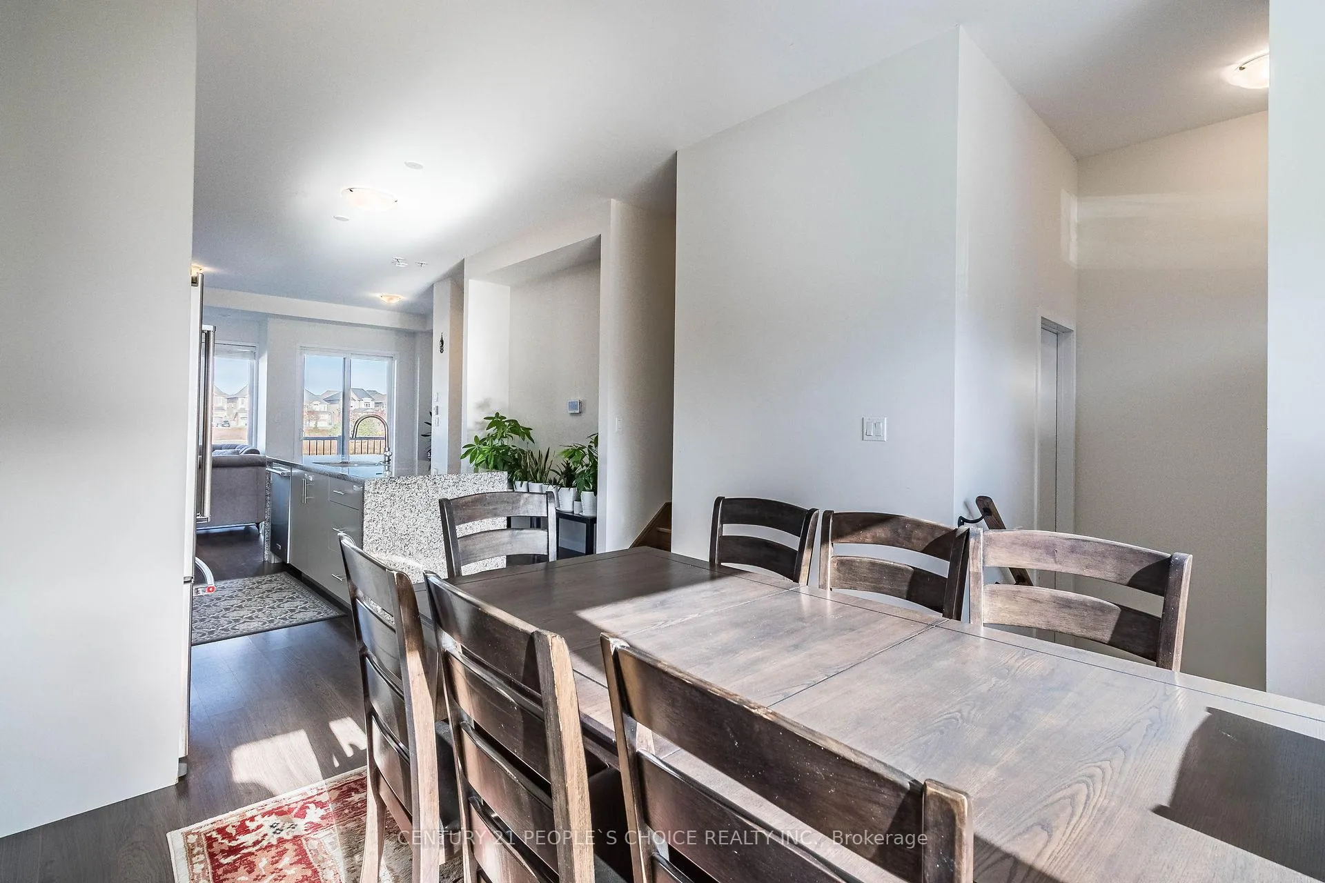 Photo 5 of 24 Cassila Way Drive, Vaughan, Vellore Village — HOMEH