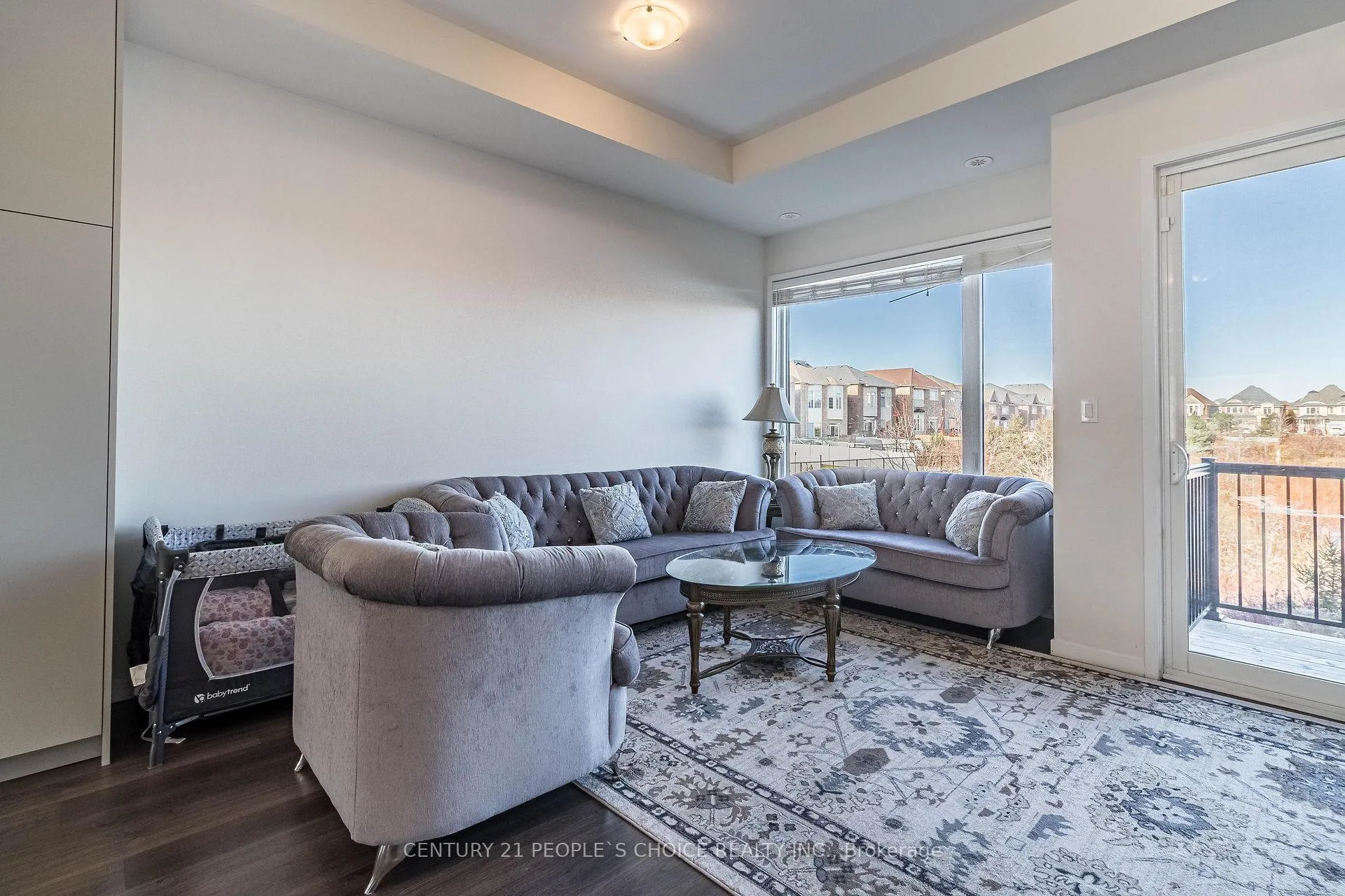 Photo 13 of 24 Cassila Way Drive, Vaughan, Vellore Village — HOMEH