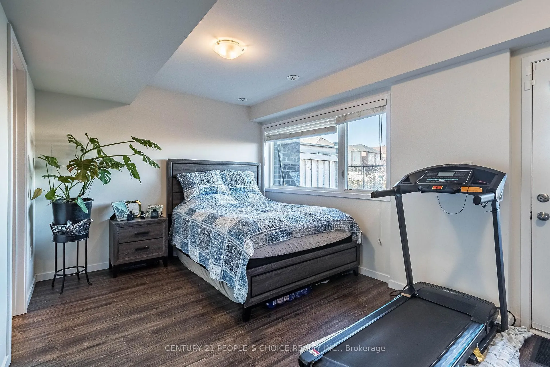 Photo 20 of 24 Cassila Way Drive, Vaughan, Vellore Village — HOMEH