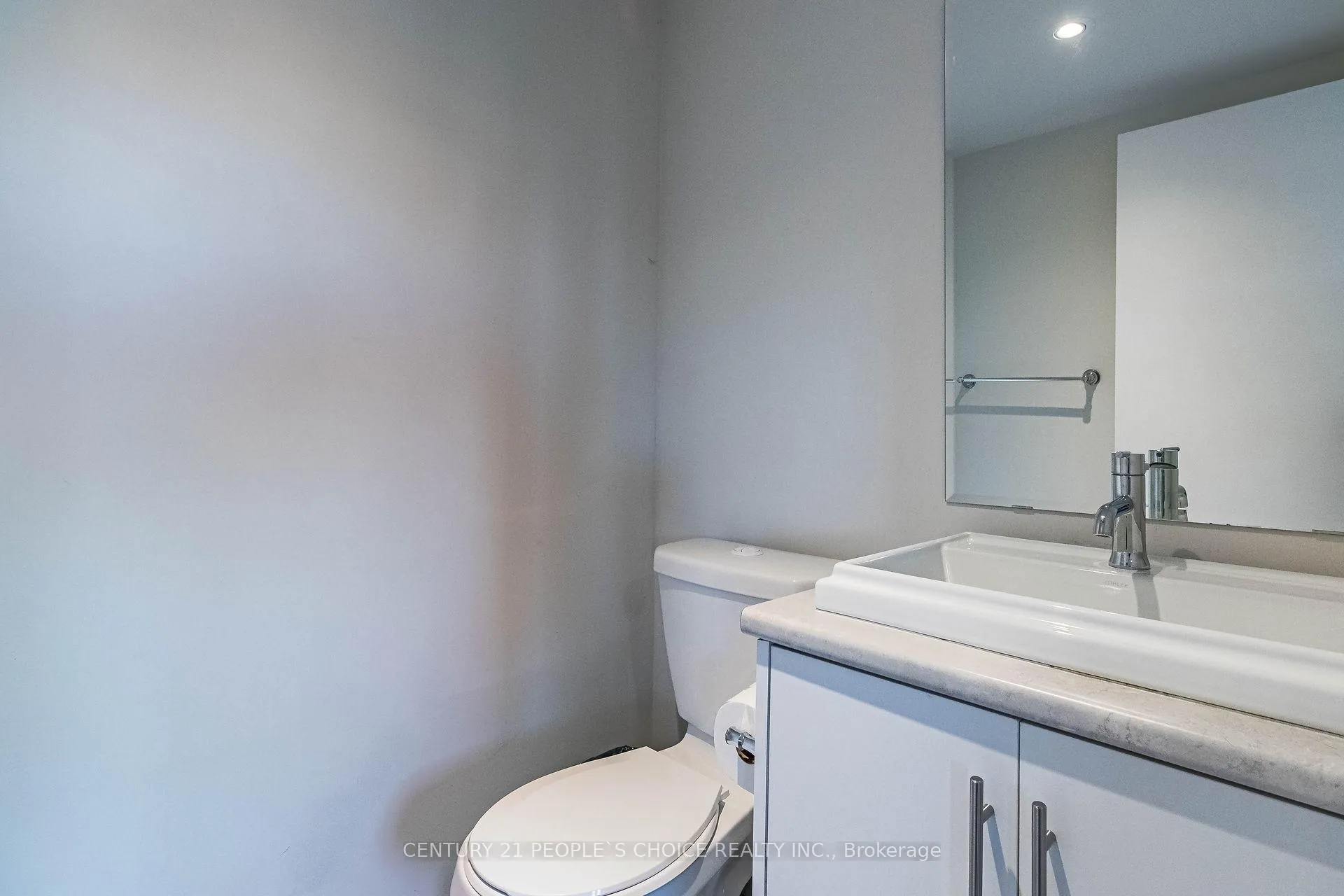 Photo 21 of 24 Cassila Way Drive, Vaughan, Vellore Village — HOMEH