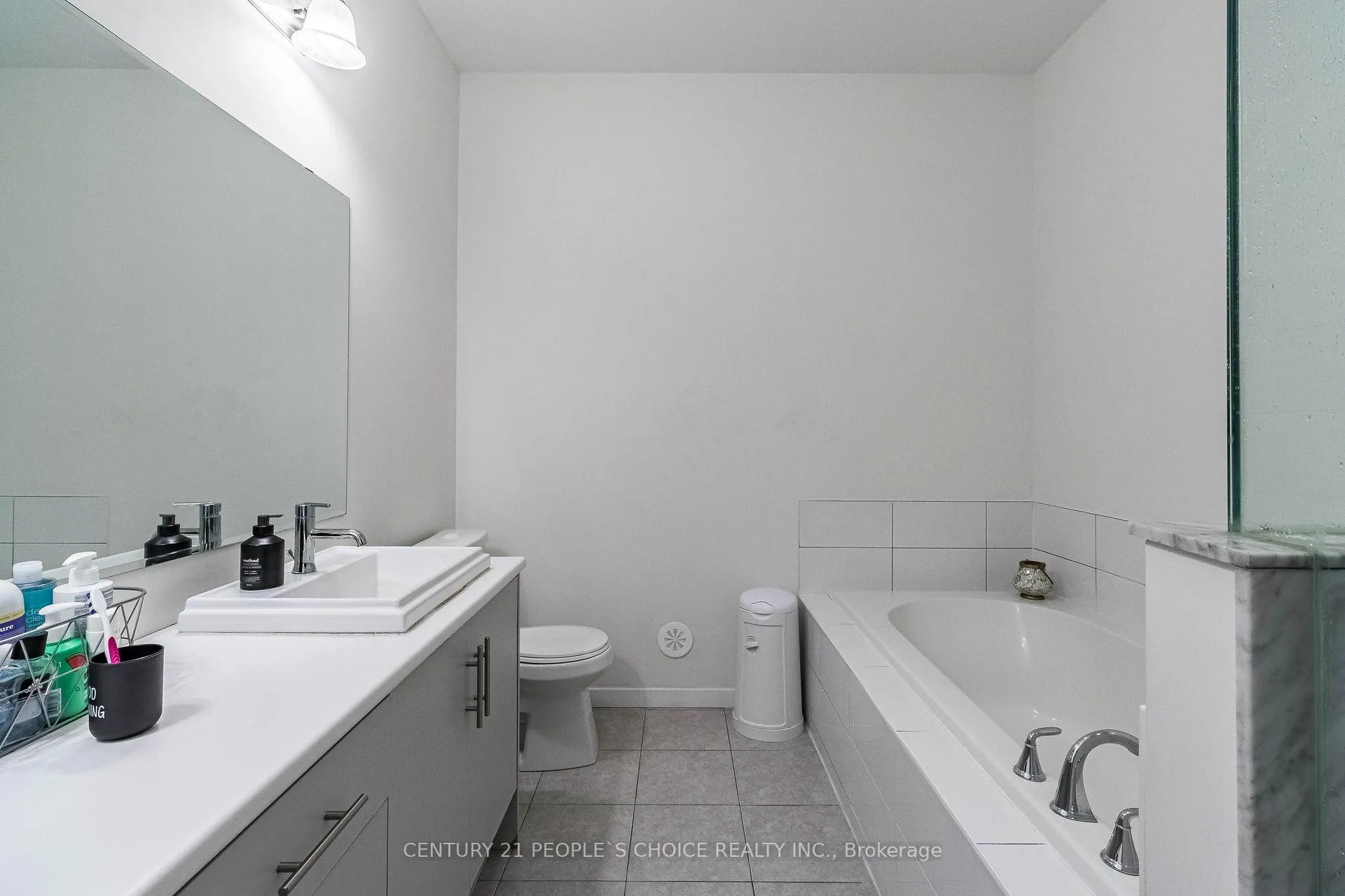 Photo 35 of 24 Cassila Way Drive, Vaughan, Vellore Village — HOMEH