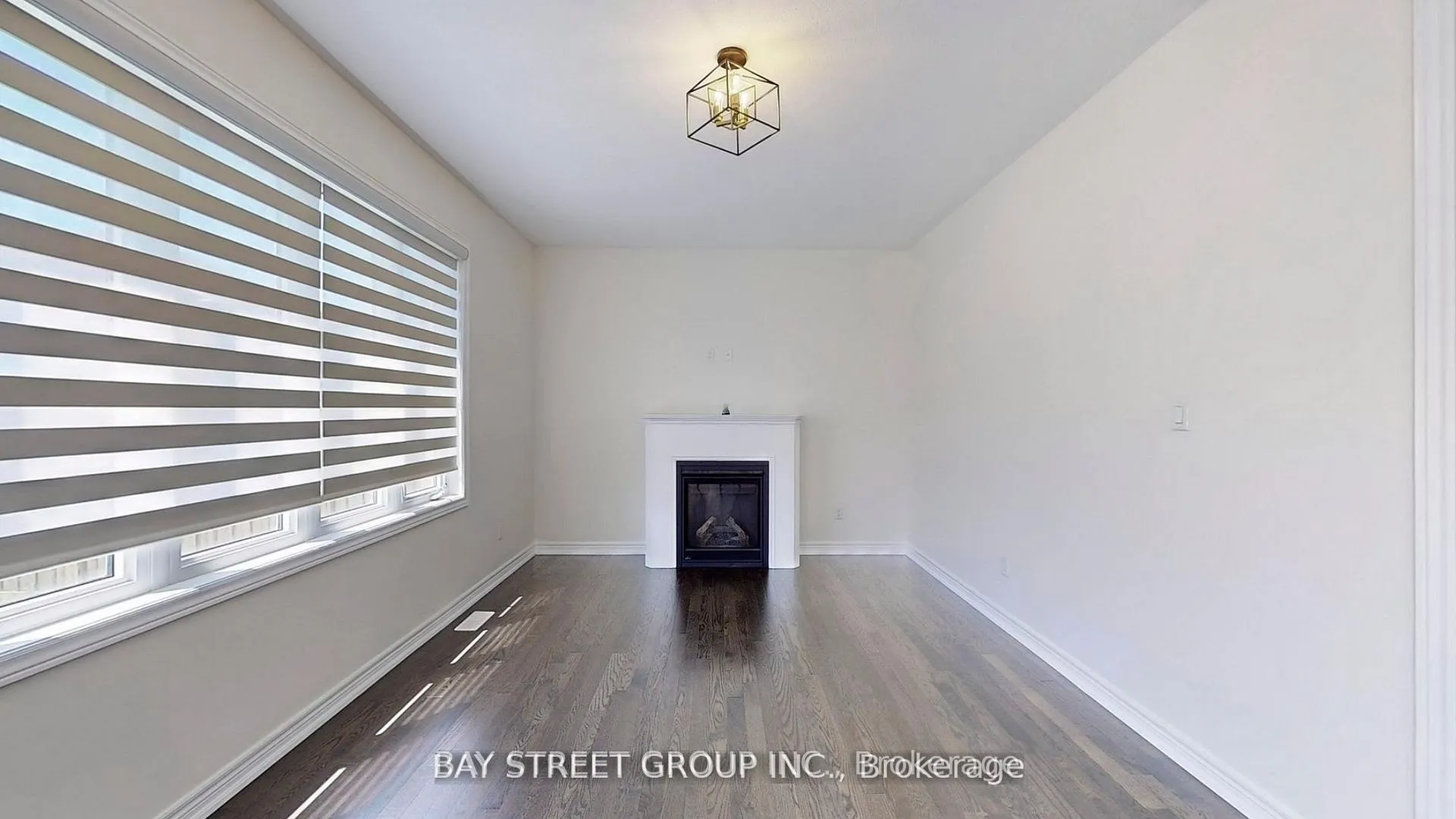Photo 6 of 127 William Fair Drive, Clarington, Bowmanville — HOMEH