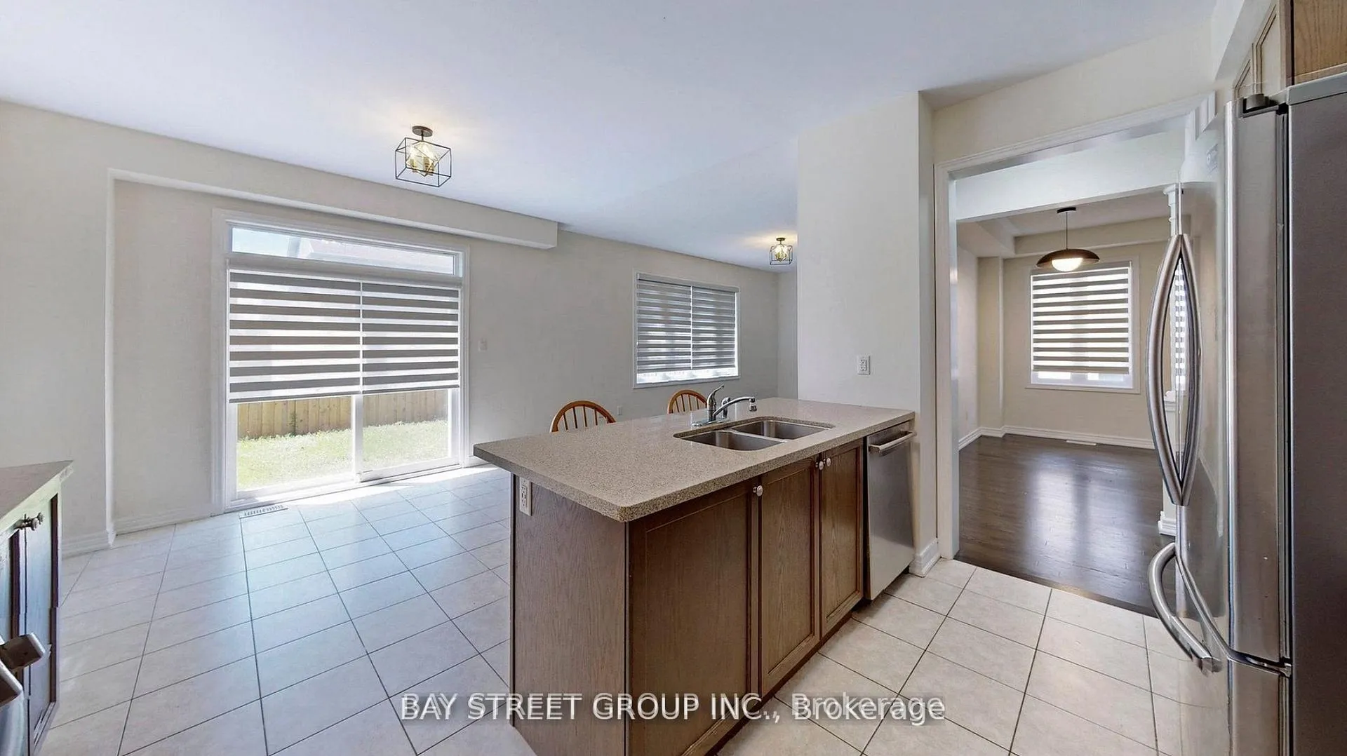 Photo 11 of 127 William Fair Drive, Clarington, Bowmanville — HOMEH