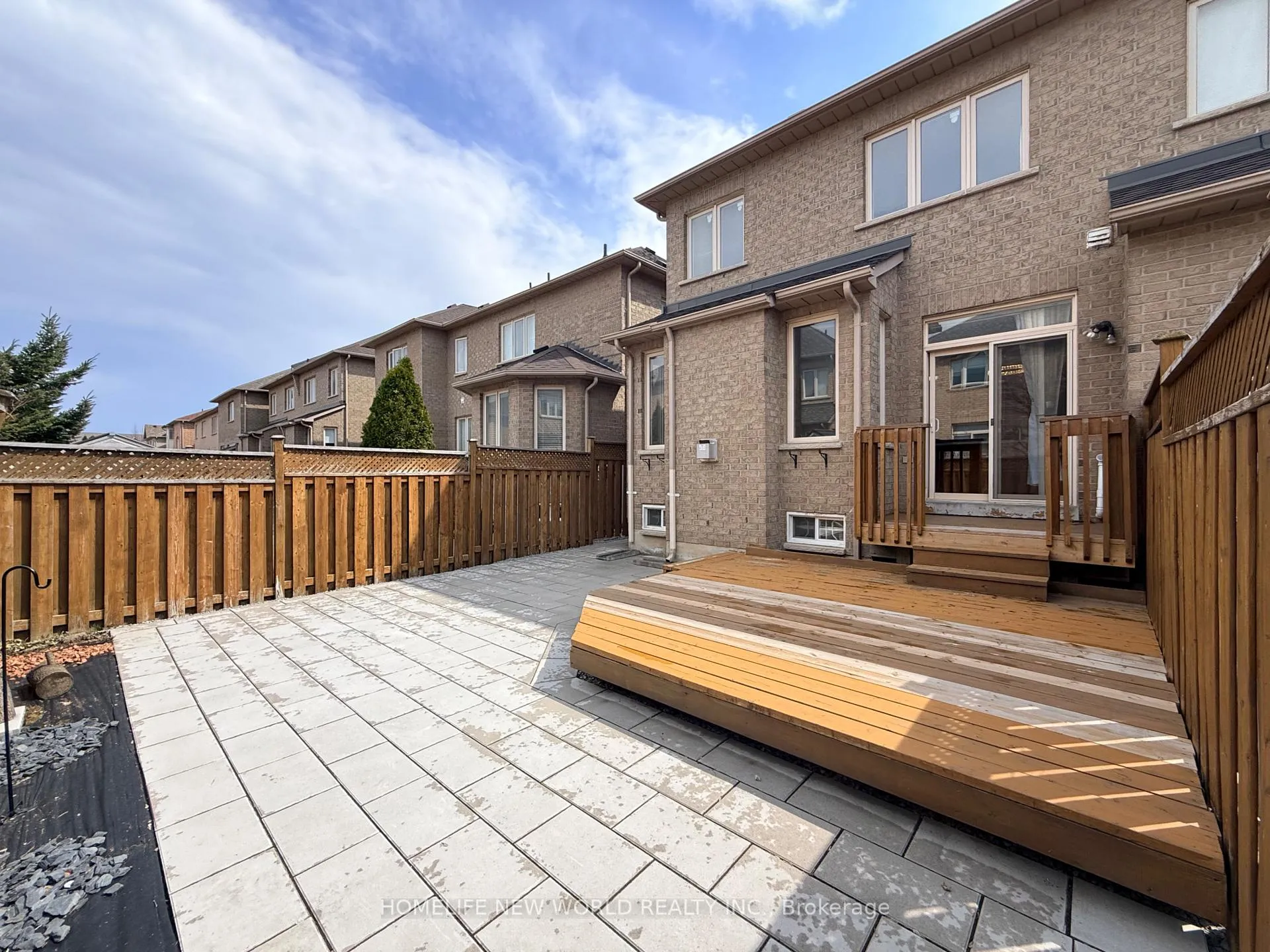 Photo 2 of 20 Sanderson Road, Markham, Cachet — HOMEH