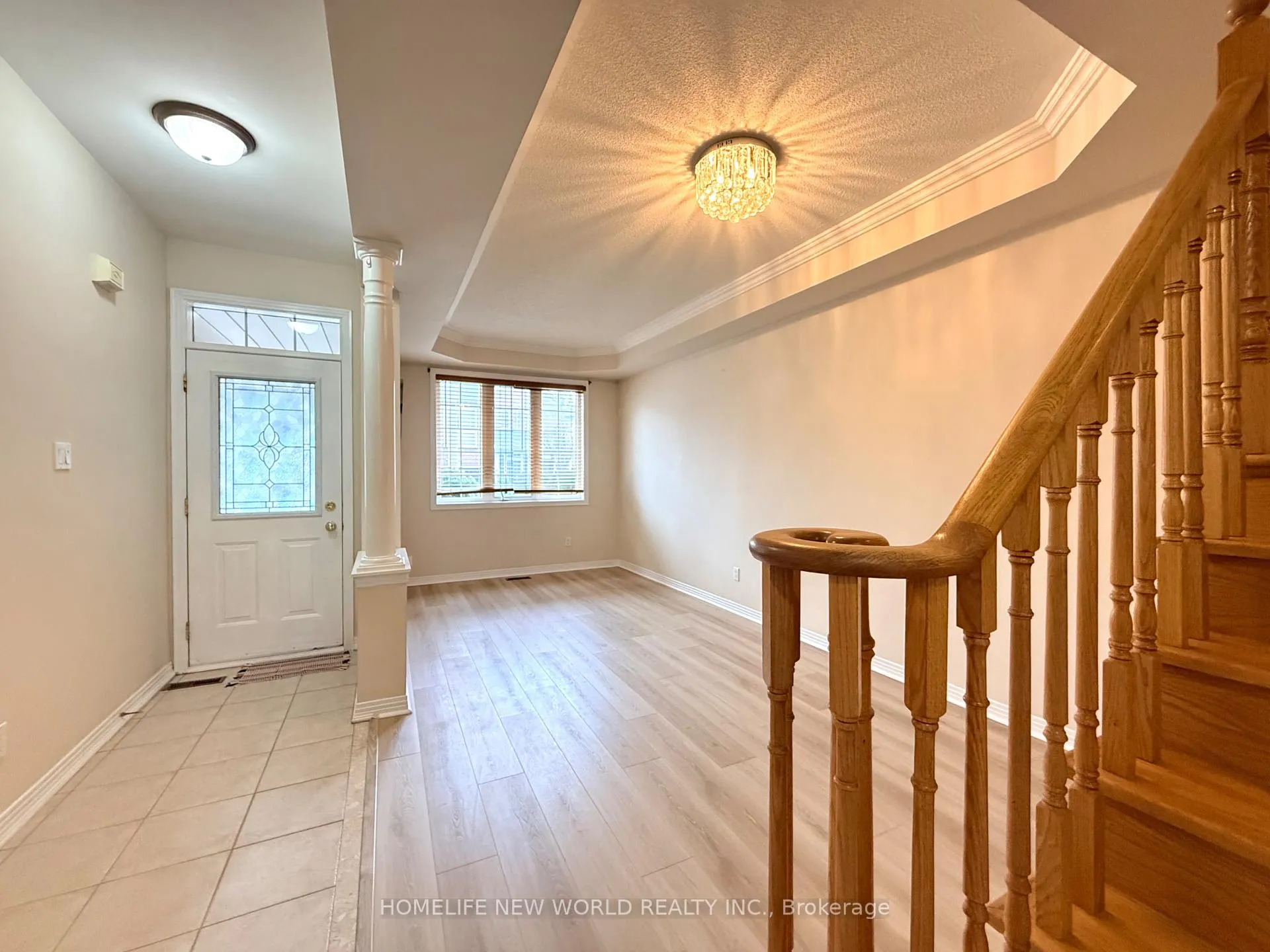 Photo 3 of 20 Sanderson Road, Markham, Cachet — HOMEH