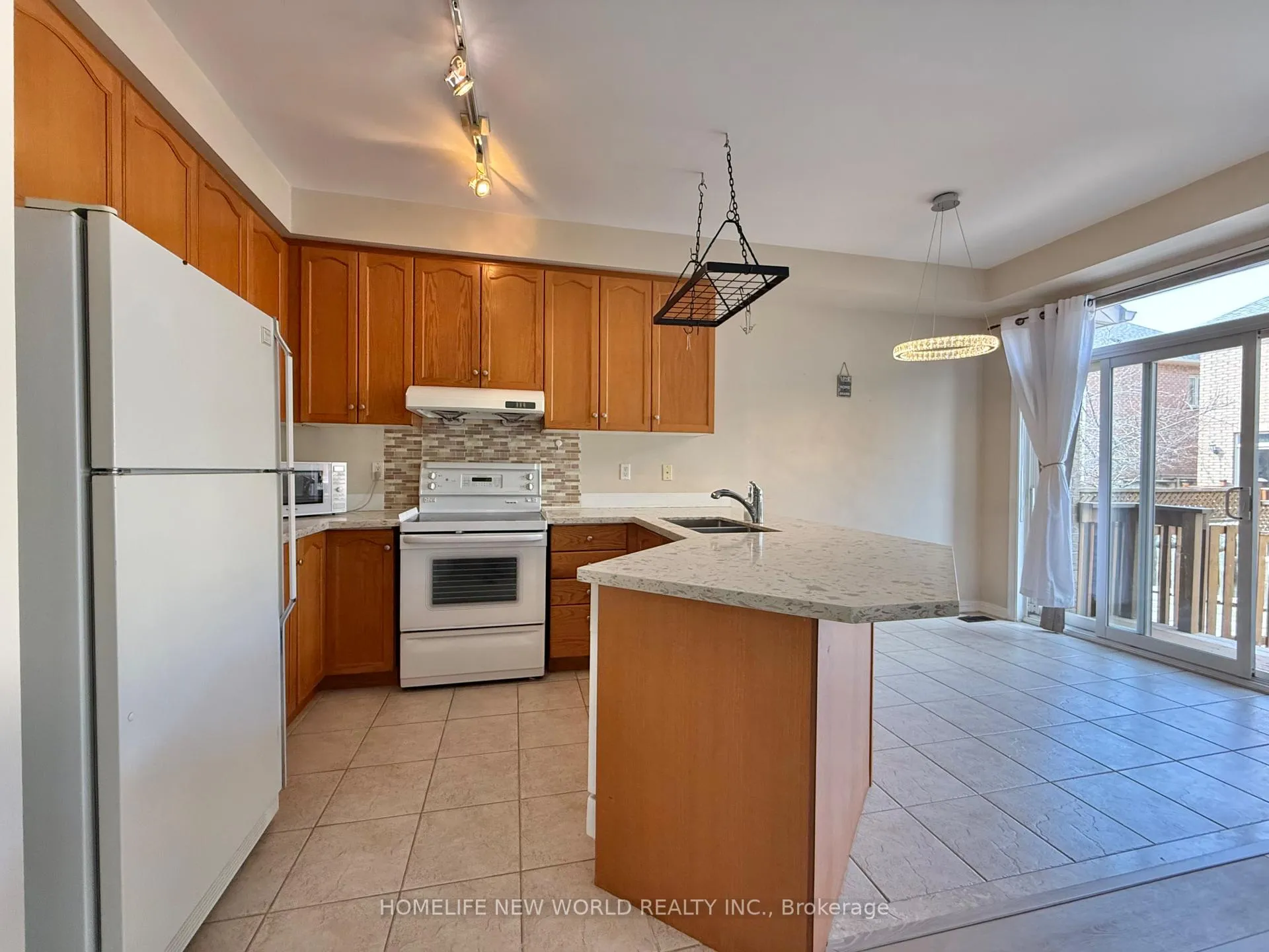 Photo 9 of 20 Sanderson Road, Markham, Cachet — HOMEH