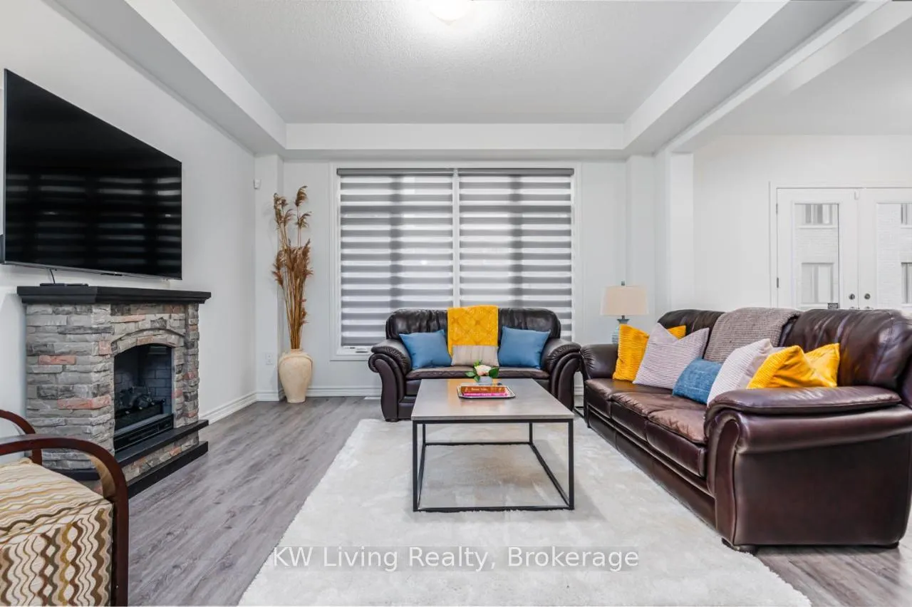 Photo 7 of 3 Sassafras Road, Springwater, Midhurst — HOMEH