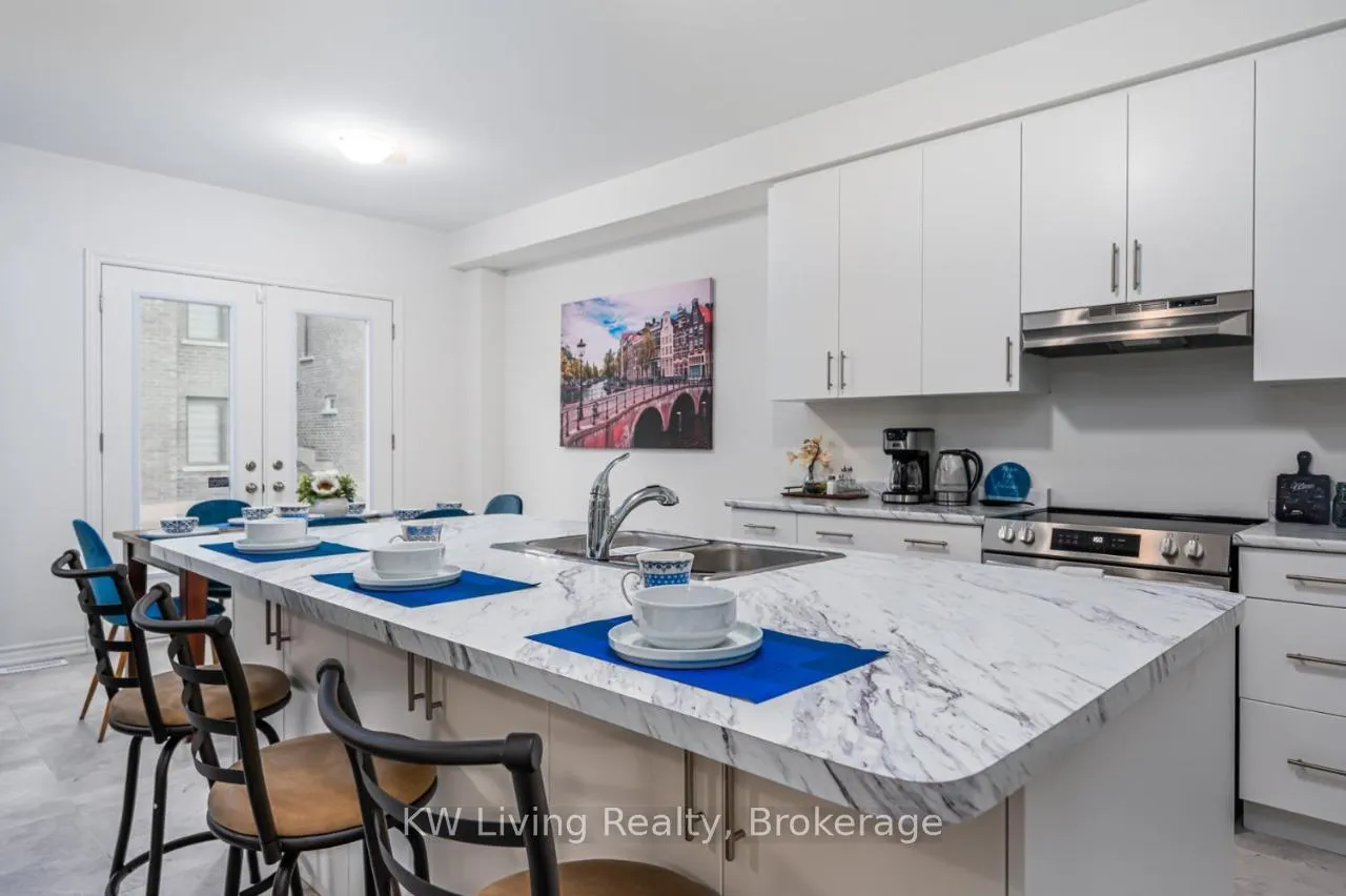 Photo 12 of 3 Sassafras Road, Springwater, Midhurst — HOMEH