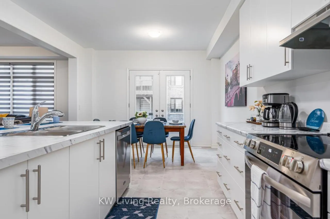 Photo 15 of 3 Sassafras Road, Springwater, Midhurst — HOMEH