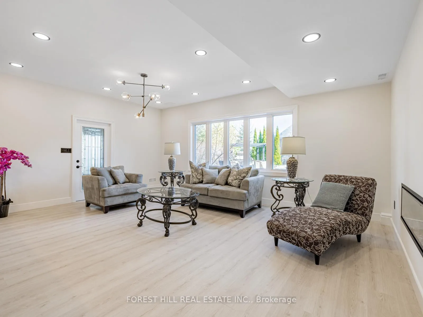 Photo 30 of 22 Longthrope Court, Aurora, Bayview Southeast — HOMEH