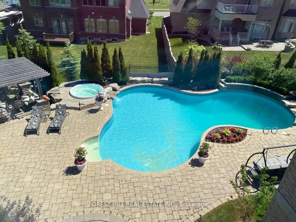 Photo 40 of 22 Longthrope Court, Aurora, Bayview Southeast — HOMEH