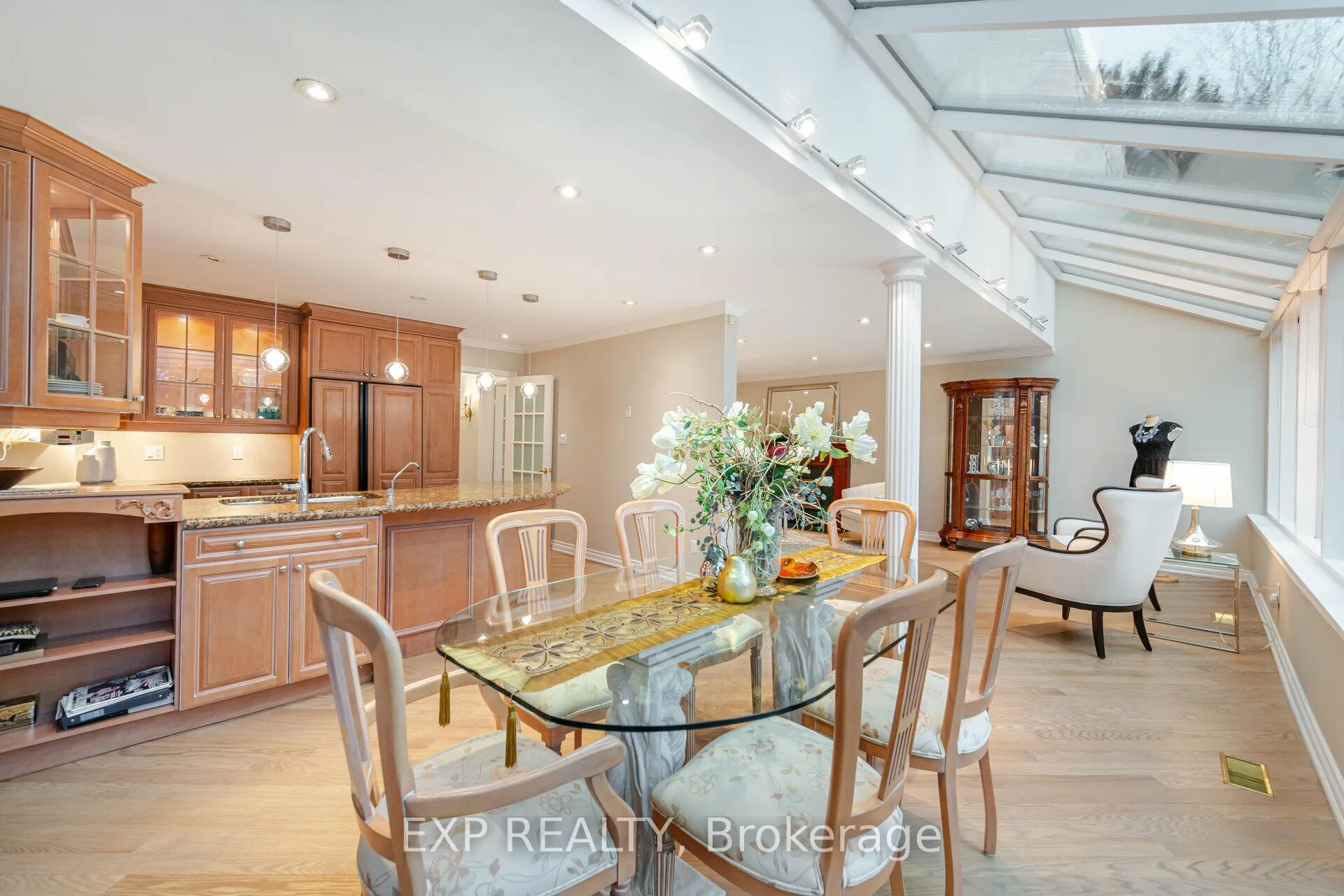 Photo 14 of 69 Kirkhill Place, Vaughan, Islington Woods — HOMEH