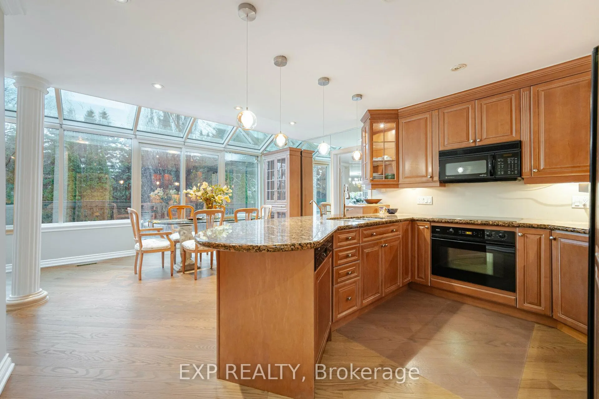 Photo 17 of 69 Kirkhill Place, Vaughan, Islington Woods — HOMEH
