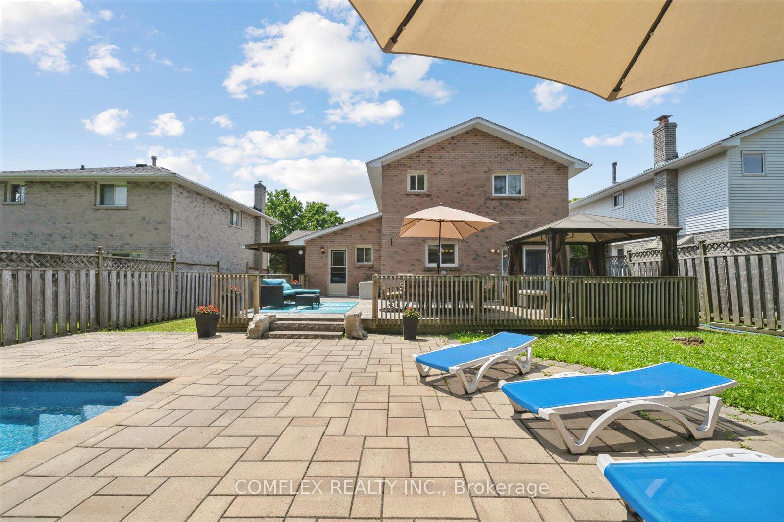 Photo 39 of 66 Cherry Blossom Crescent, Clarington, Courtice — HOMEH