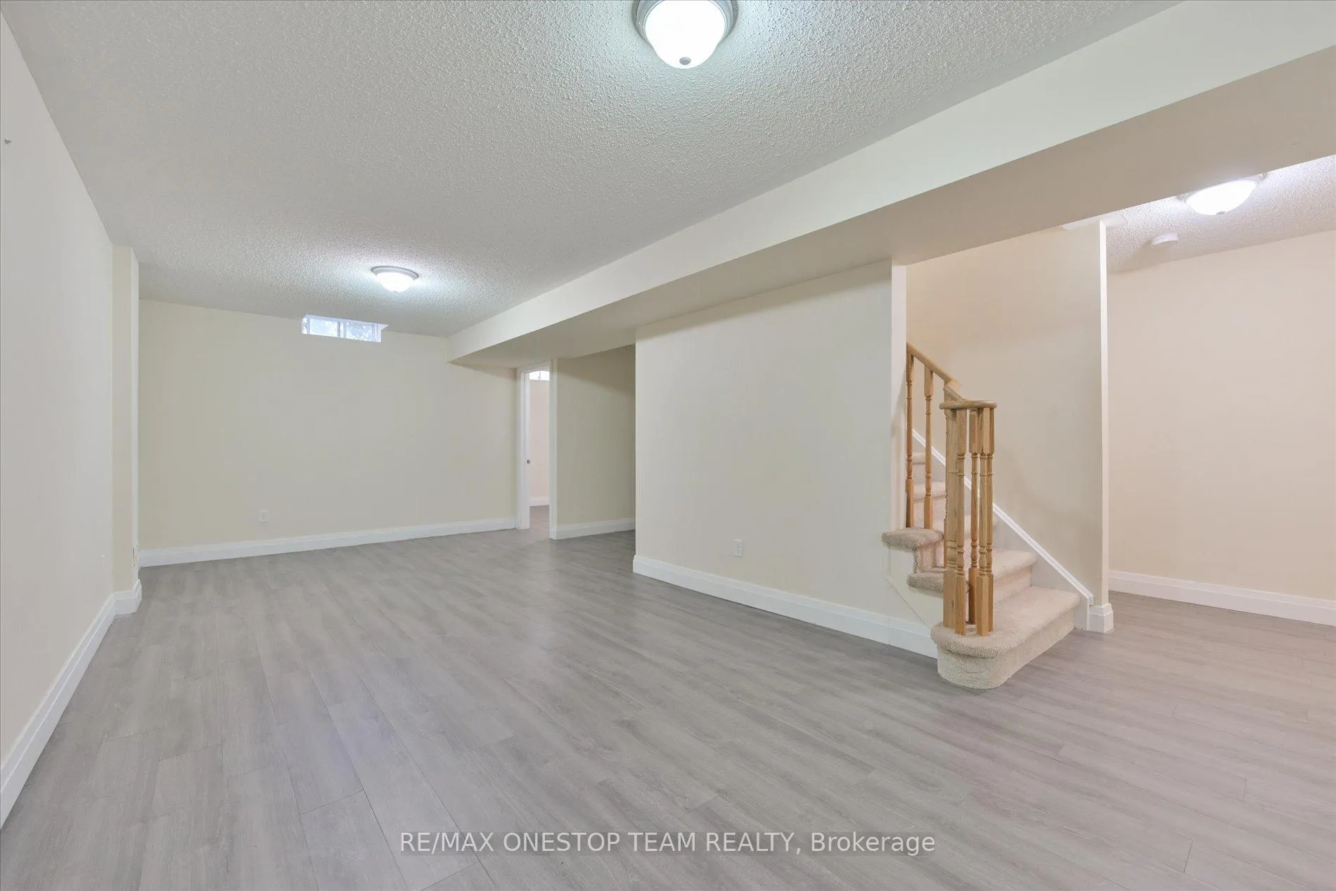 Photo 34 of 98 Northern Dancer Drive, Oshawa, Windfields — HOMEH