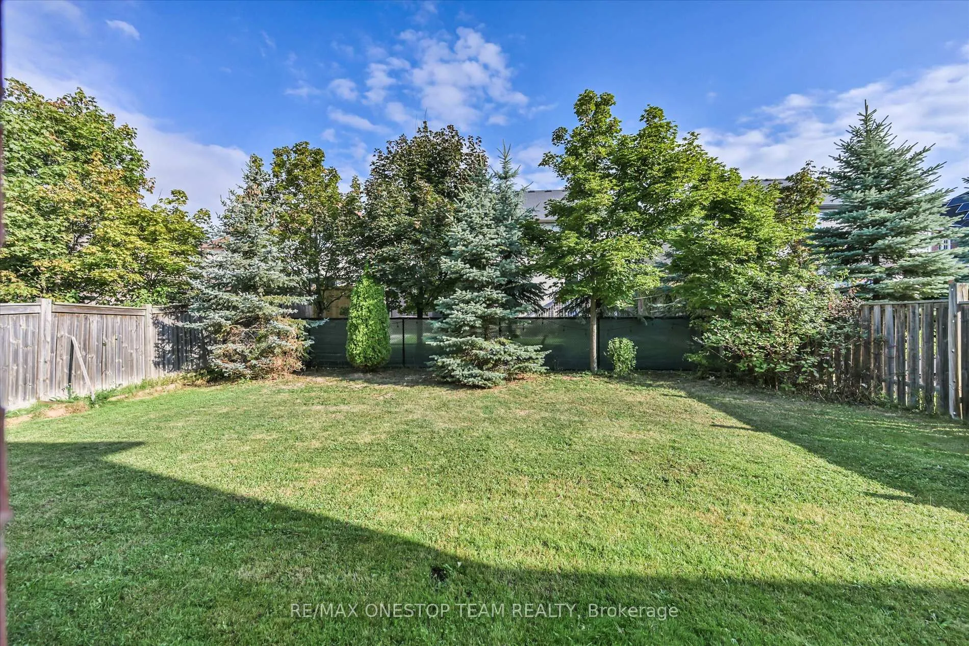 Photo 41 of 98 Northern Dancer Drive, Oshawa, Windfields — HOMEH