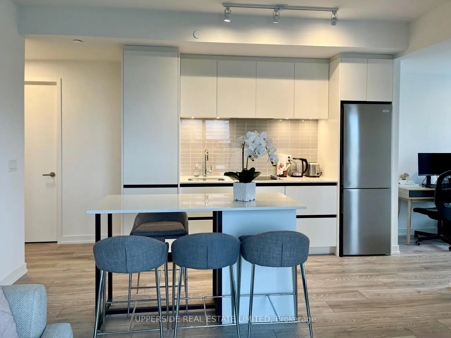 Photo 4 of Unit C504, 8 Beverley Glen Boulevard, Vaughan, Beverley Glen — HOMEH