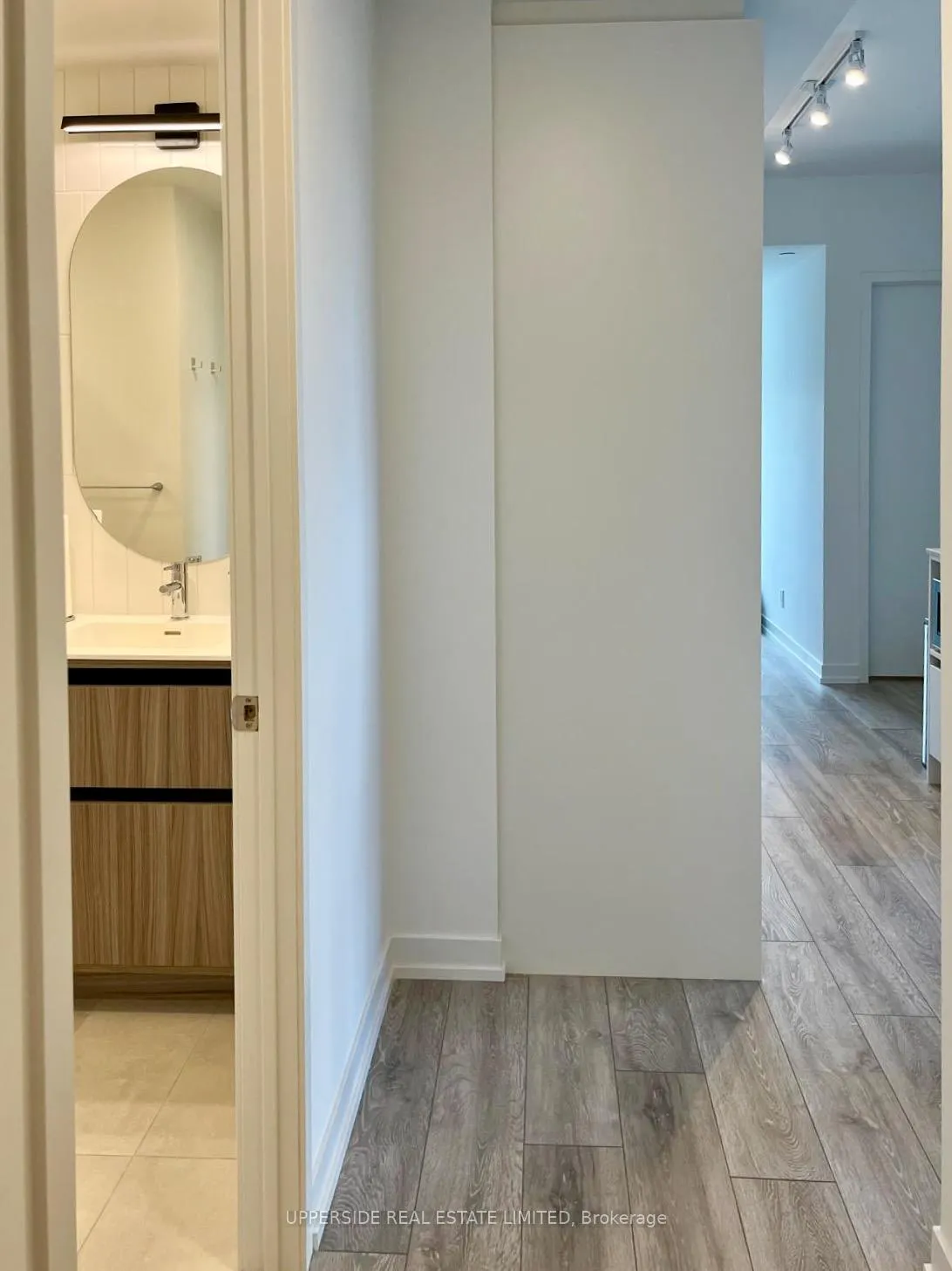 Photo 13 of Unit C504, 8 Beverley Glen Boulevard, Vaughan, Beverley Glen — HOMEH