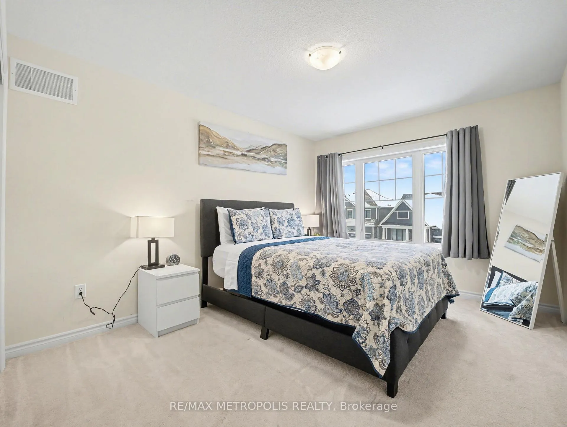 Photo 19 of 9 Frontier Drive, Thorold, Rolling Meadows — HOMEH