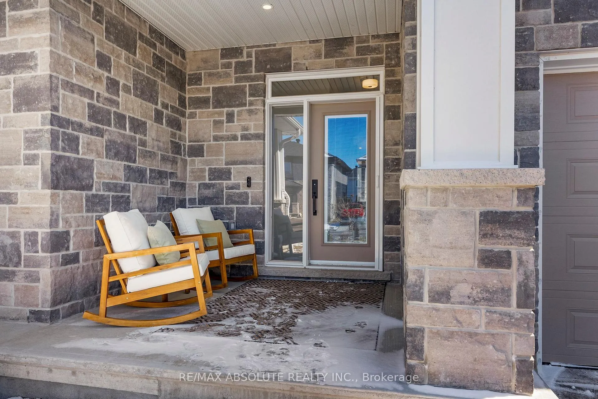 Photo 2 of 120 Thomas Street S, Arnprior — HOMEH