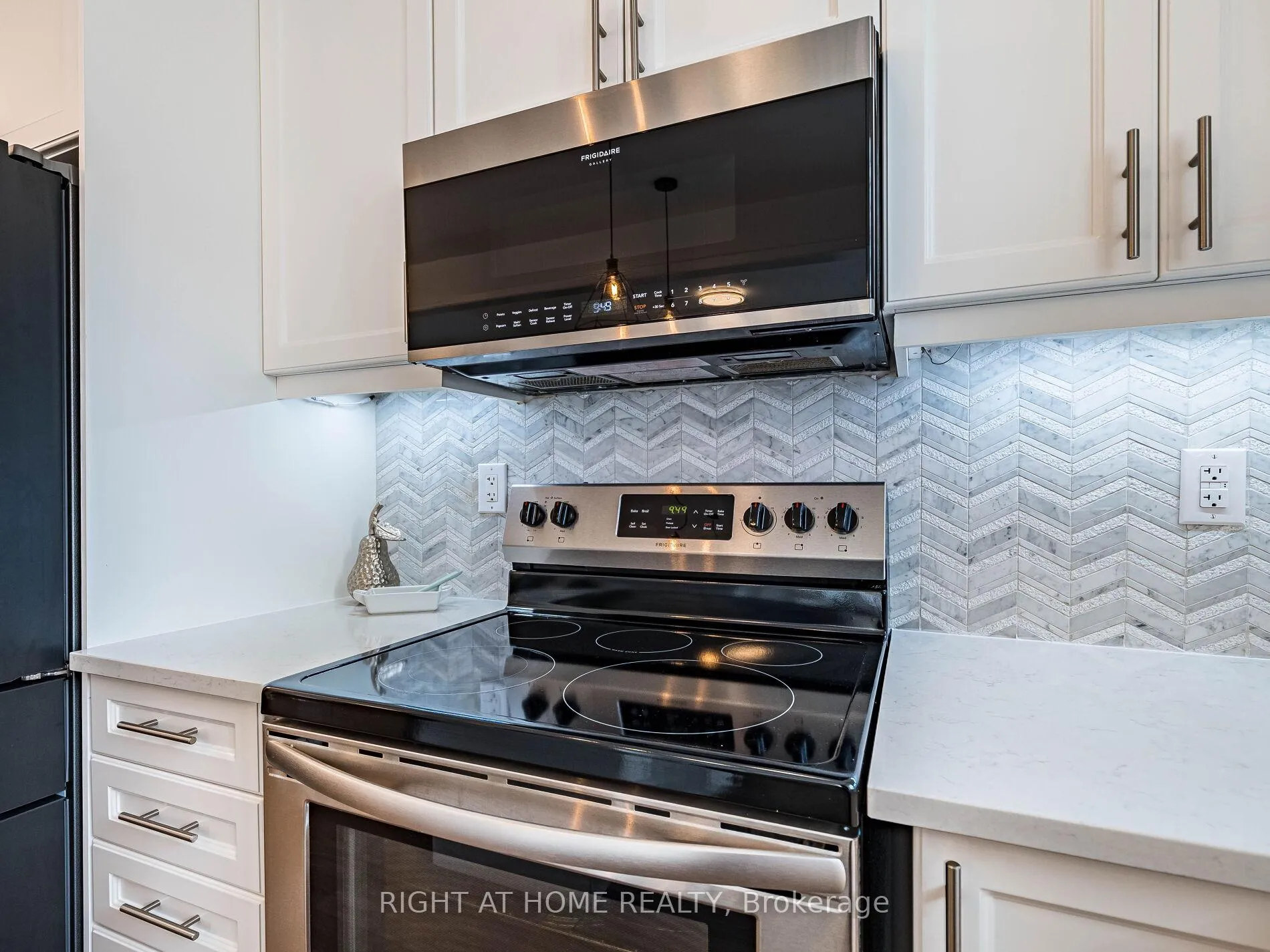 Photo 12 of 531 Bellflower Court, Milton, Walker — HOMEH