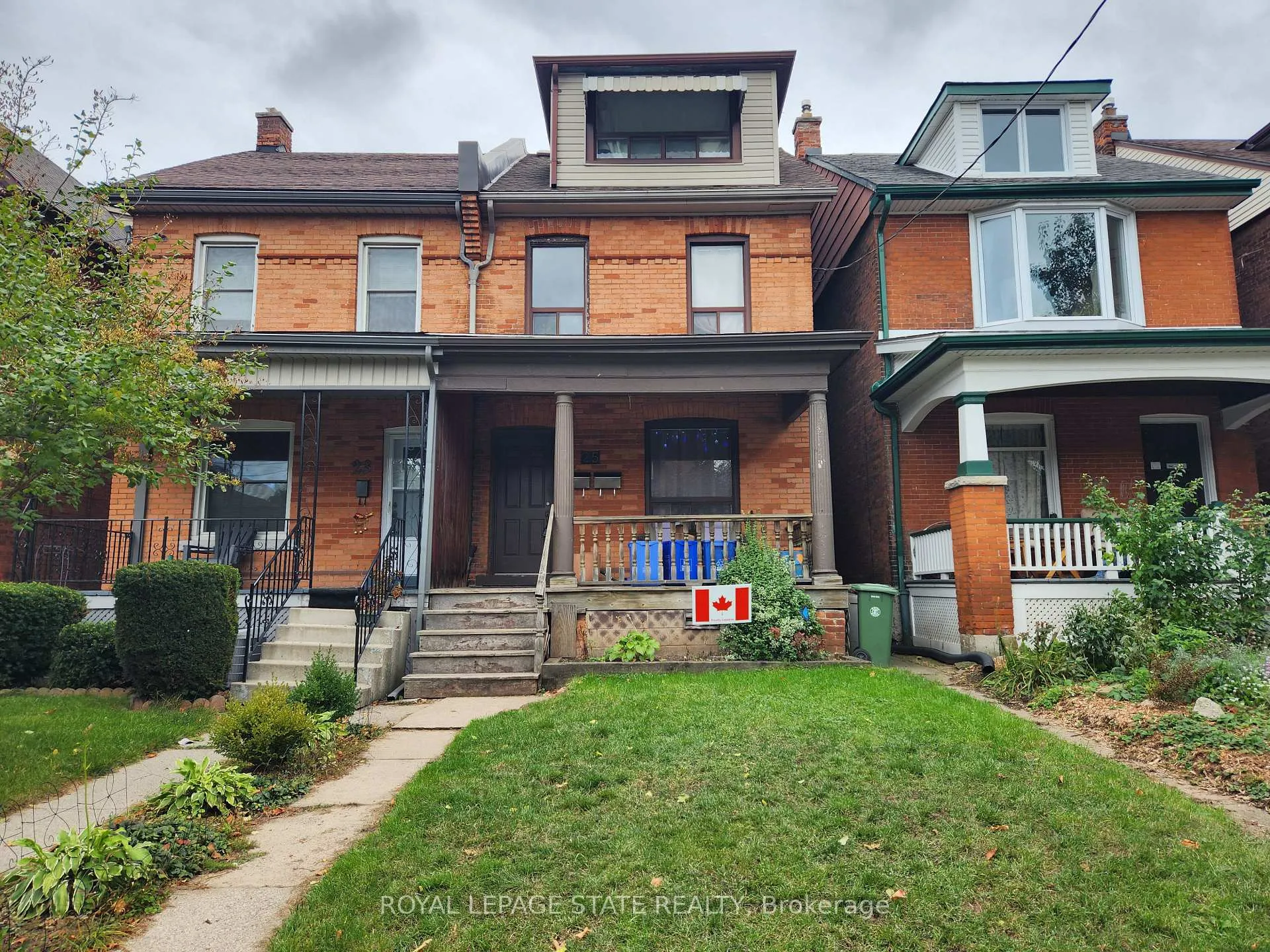 Front of 25 Gladstone Avenue