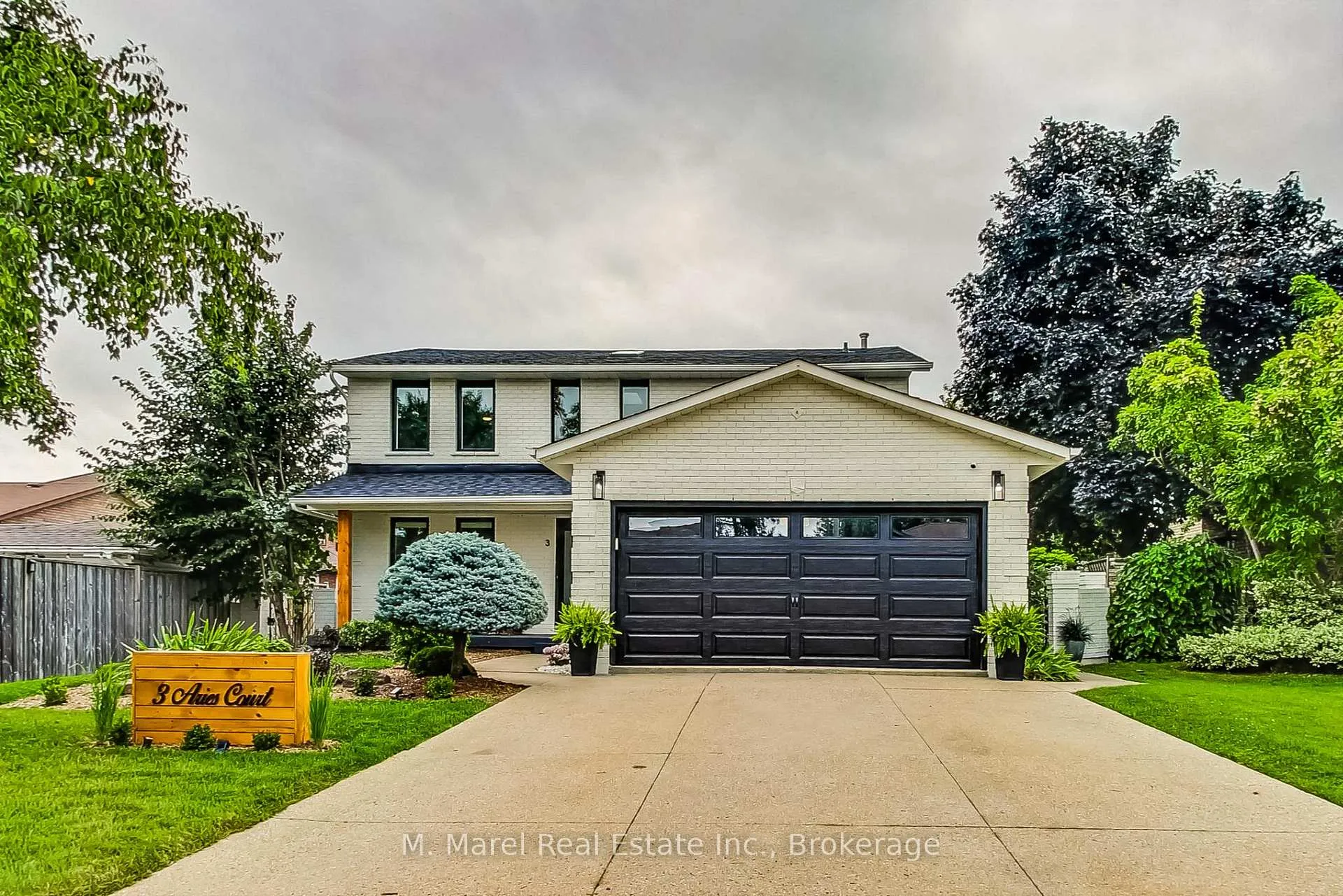 Photo 1 of 3 Aries Court, Hamilton, Trenholme — HOMEH