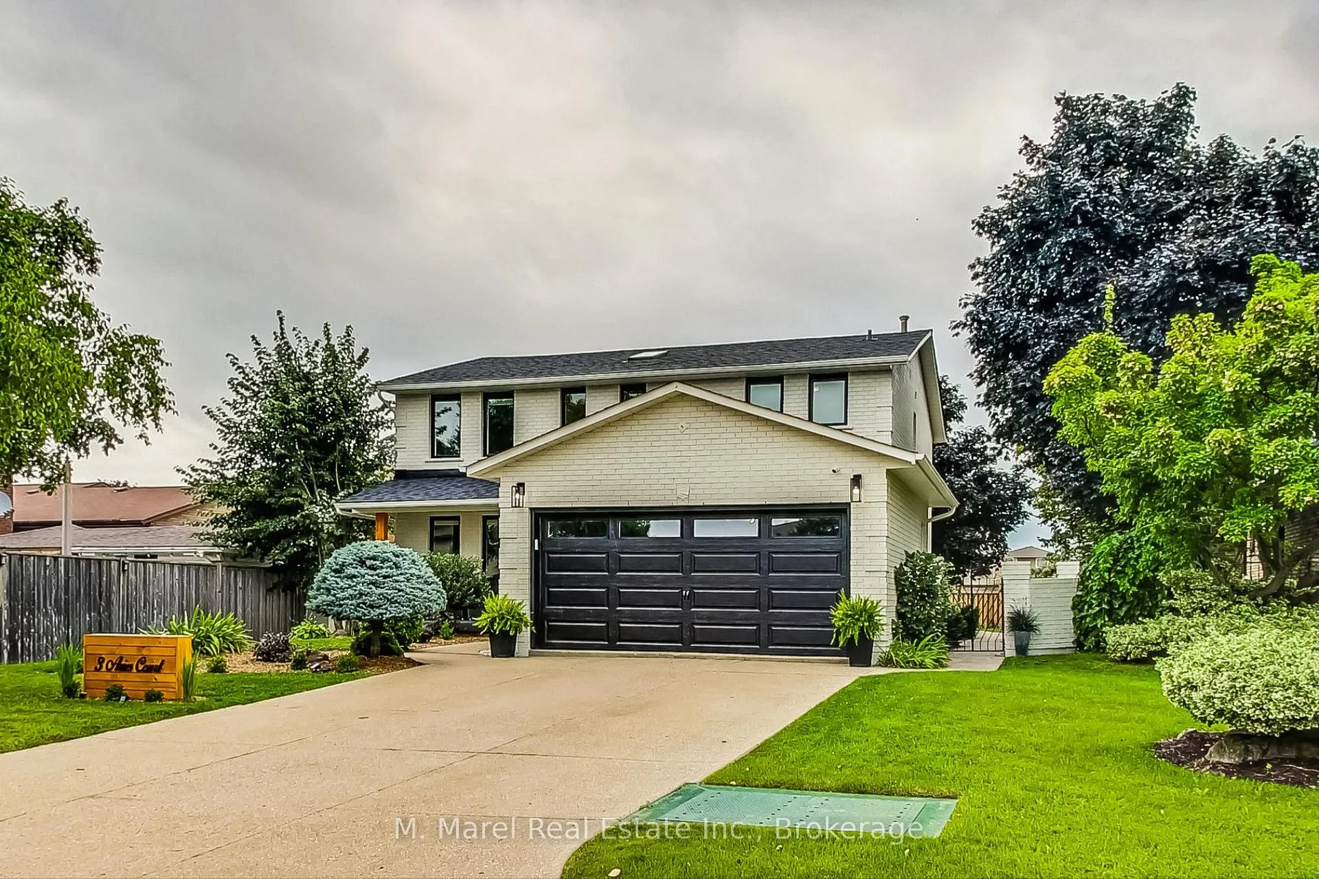 Photo 3 of 3 Aries Court, Hamilton, Trenholme — HOMEH