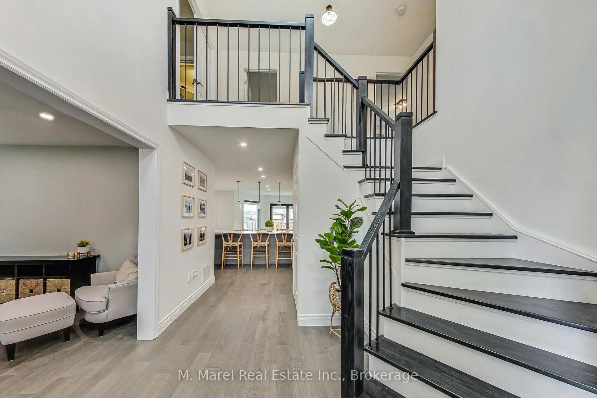 Photo 5 of 3 Aries Court, Hamilton, Trenholme — HOMEH