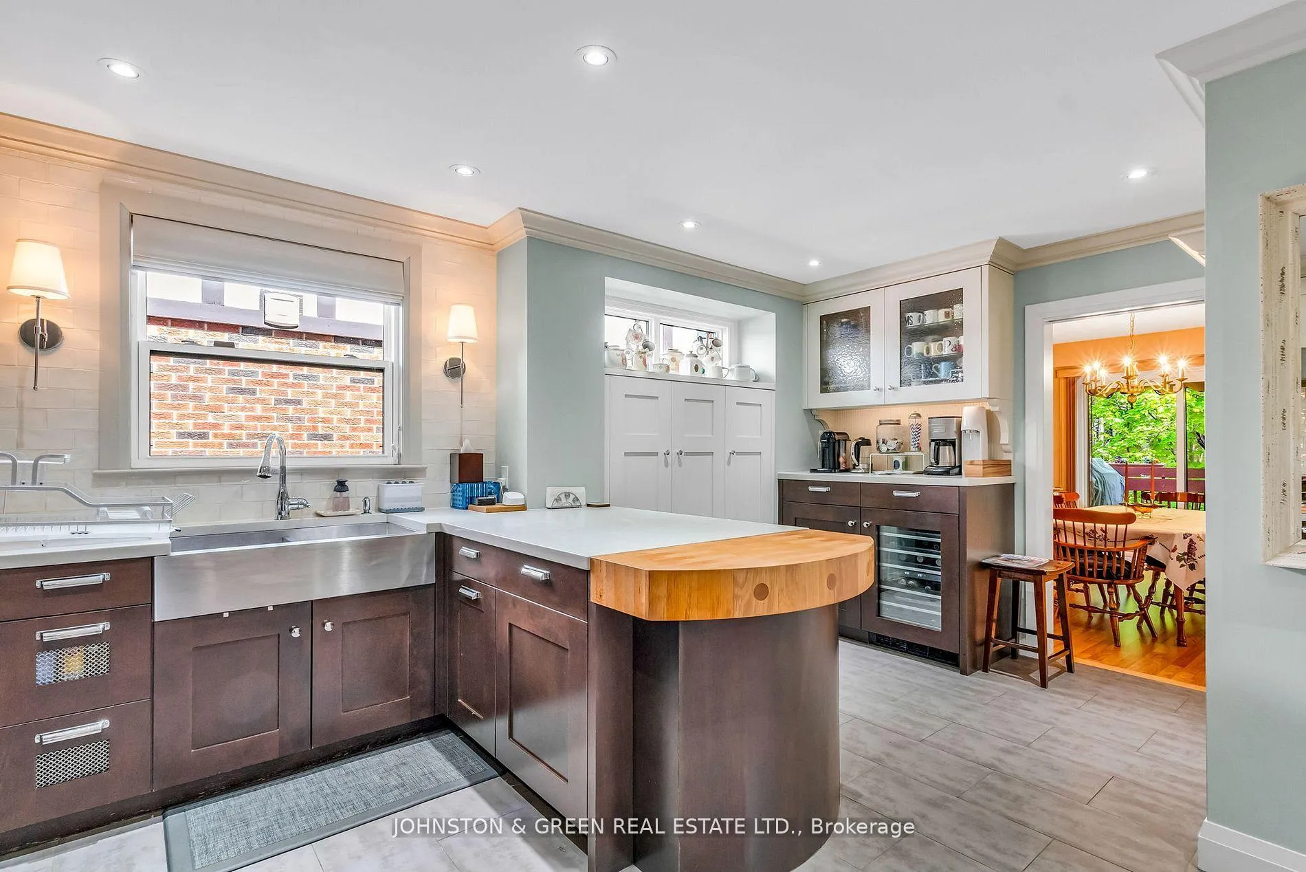 Photo 9 of 1 Woodvale Crescent, Toronto, East York — HOMEH