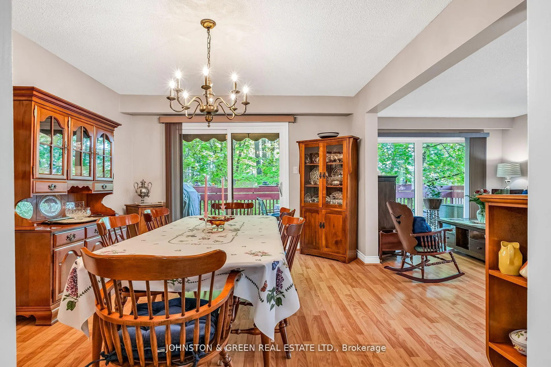 Photo 13 of 1 Woodvale Crescent, Toronto, East York — HOMEH