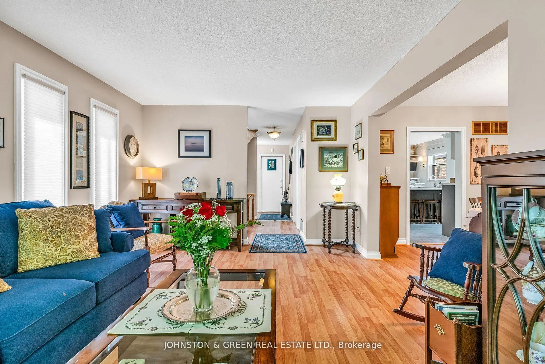 Photo 20 of 1 Woodvale Crescent, Toronto, East York — HOMEH