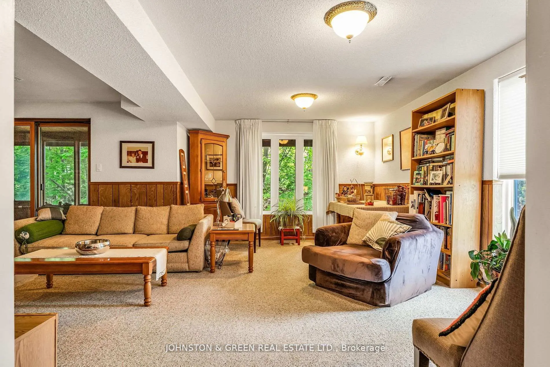 Photo 37 of 1 Woodvale Crescent, Toronto, East York — HOMEH