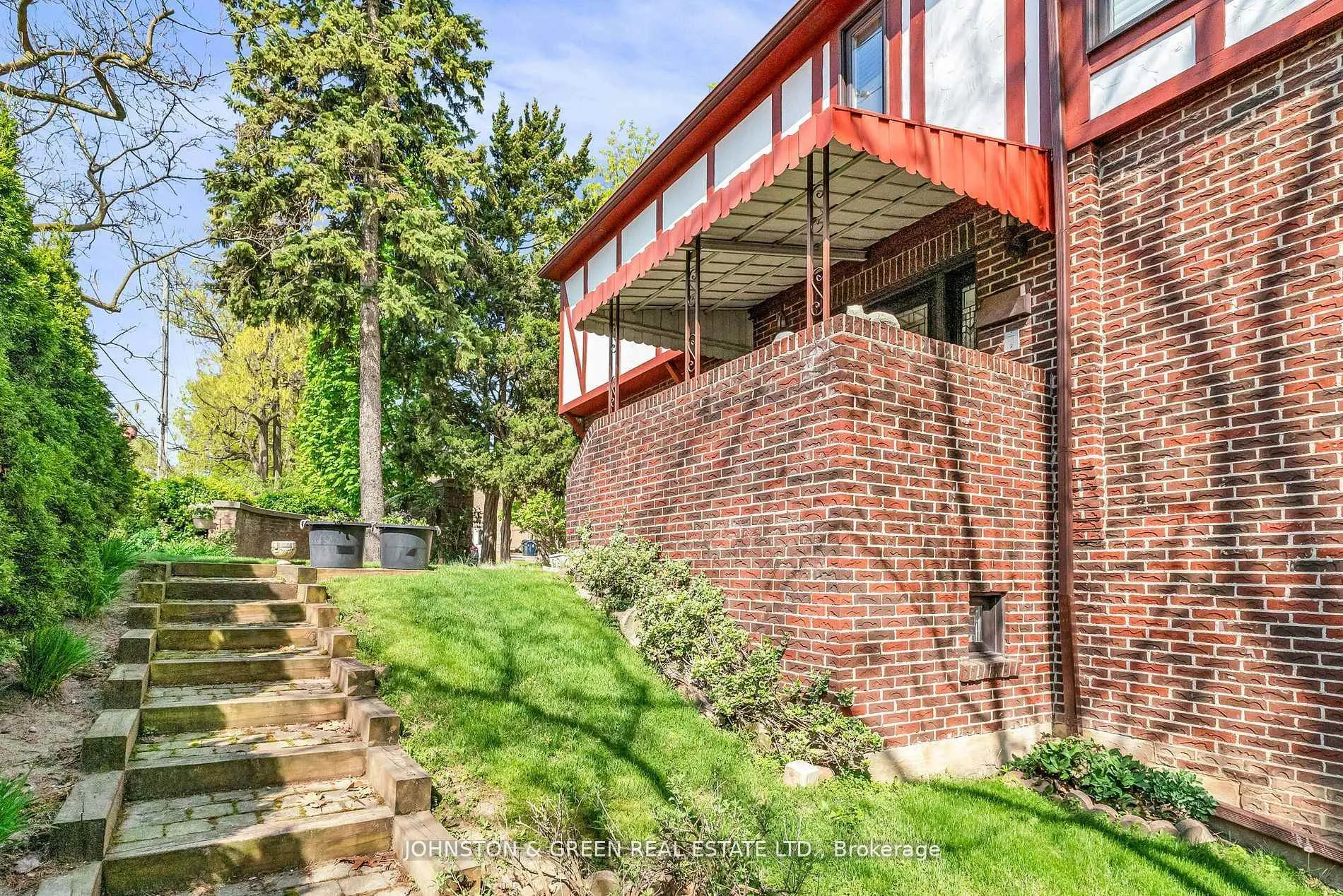 Photo 43 of 1 Woodvale Crescent, Toronto, East York — HOMEH