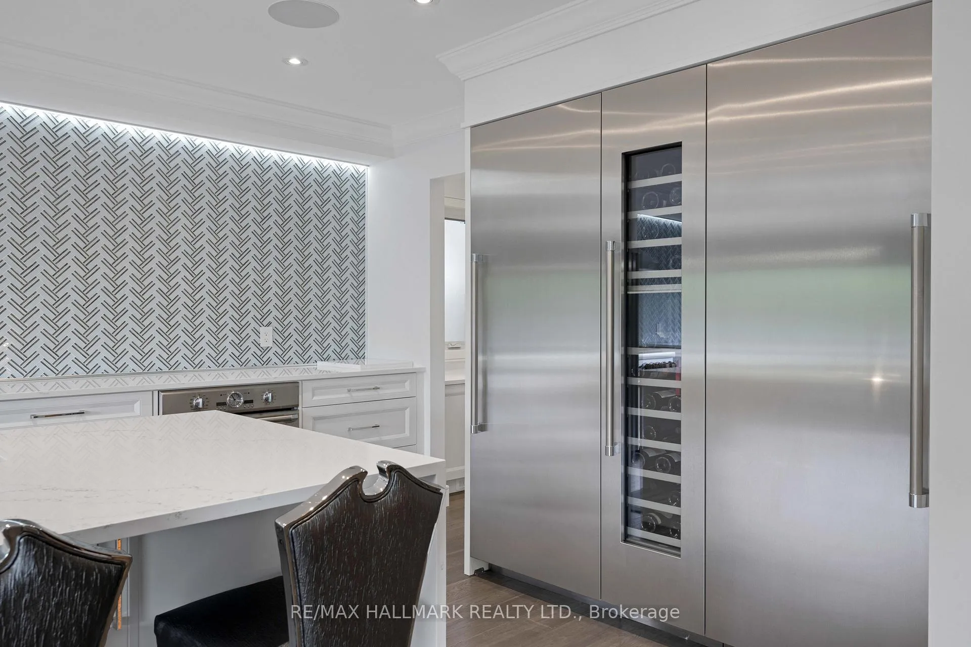 Photo 10 of 48 Forest Circle Court, Vaughan, East Woodbridge — HOMEH