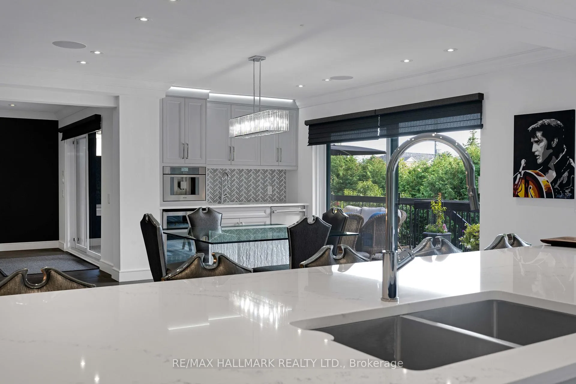 Photo 12 of 48 Forest Circle Court, Vaughan, East Woodbridge — HOMEH