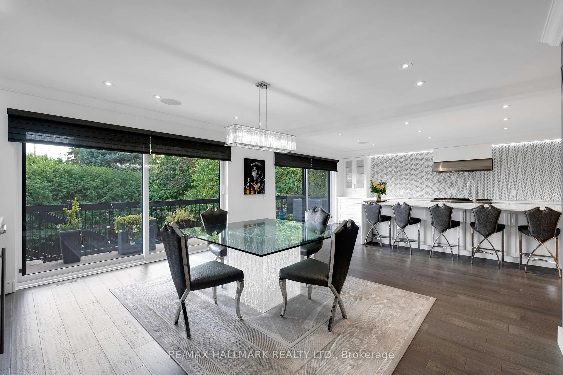 Photo 16 of 48 Forest Circle Court, Vaughan, East Woodbridge — HOMEH
