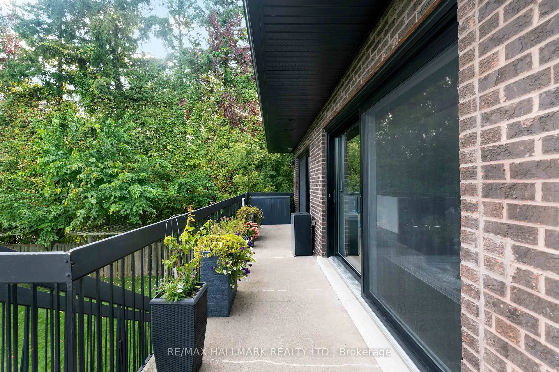 Photo 35 of 48 Forest Circle Court, Vaughan, East Woodbridge — HOMEH