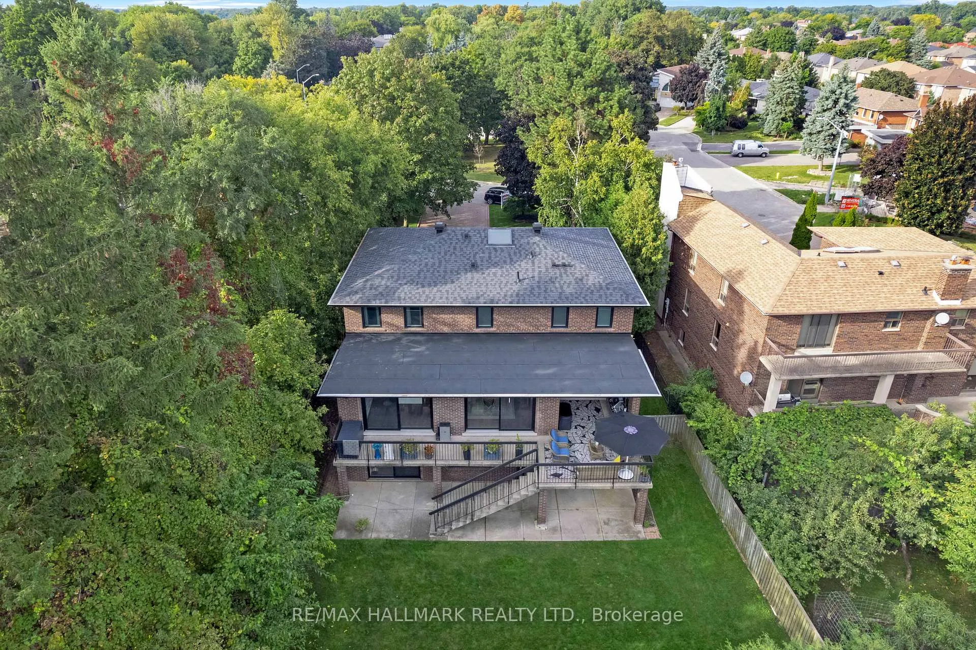 Photo 38 of 48 Forest Circle Court, Vaughan, East Woodbridge — HOMEH
