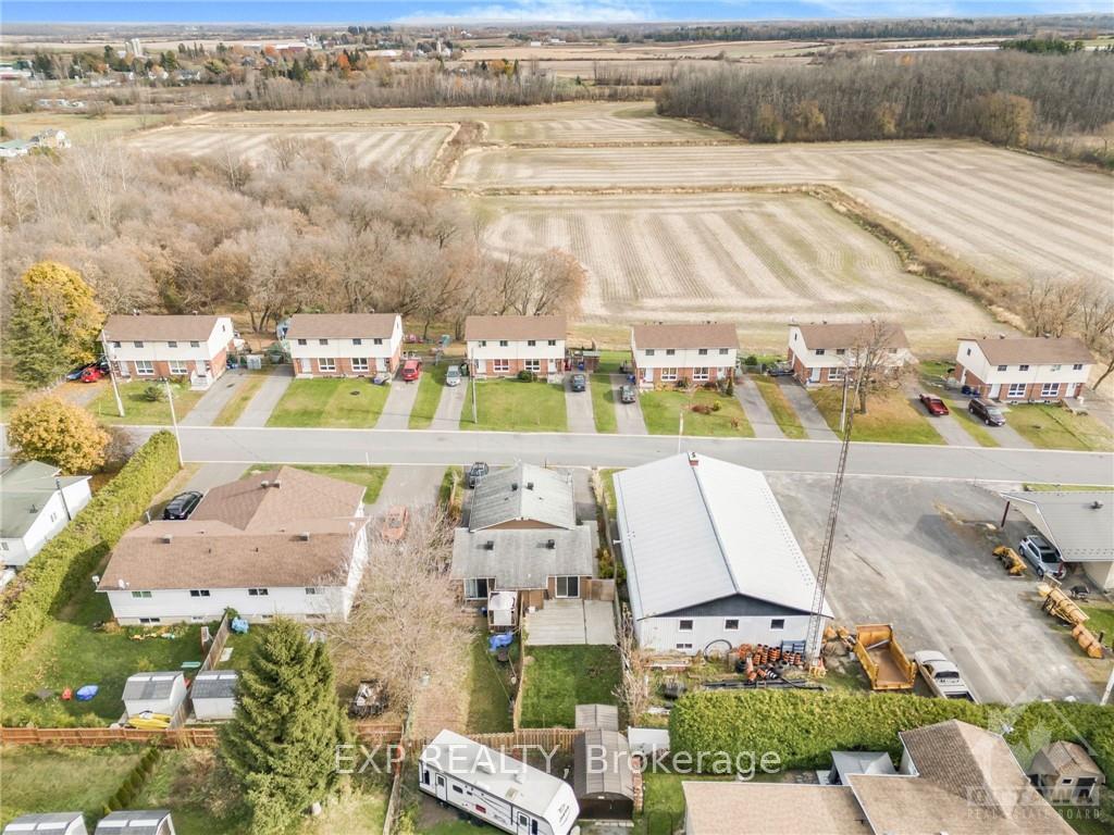Photo 23 of Unit B, 72 Boyd Street, Champlain, Vankleek Hill — HOMEH