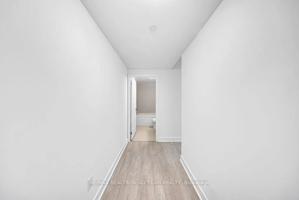 Photo 3 of Unit 416, 2545 Simcoe Street N, Oshawa, Windfields — HOMEH
