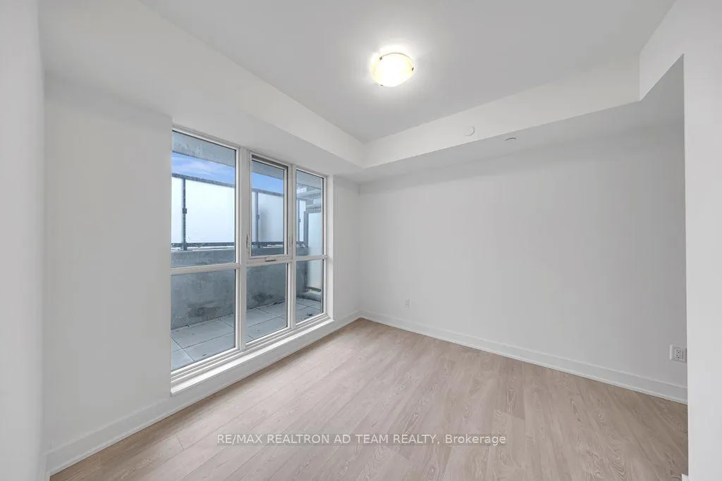 Photo 18 of Unit 416, 2545 Simcoe Street N, Oshawa, Windfields — HOMEH