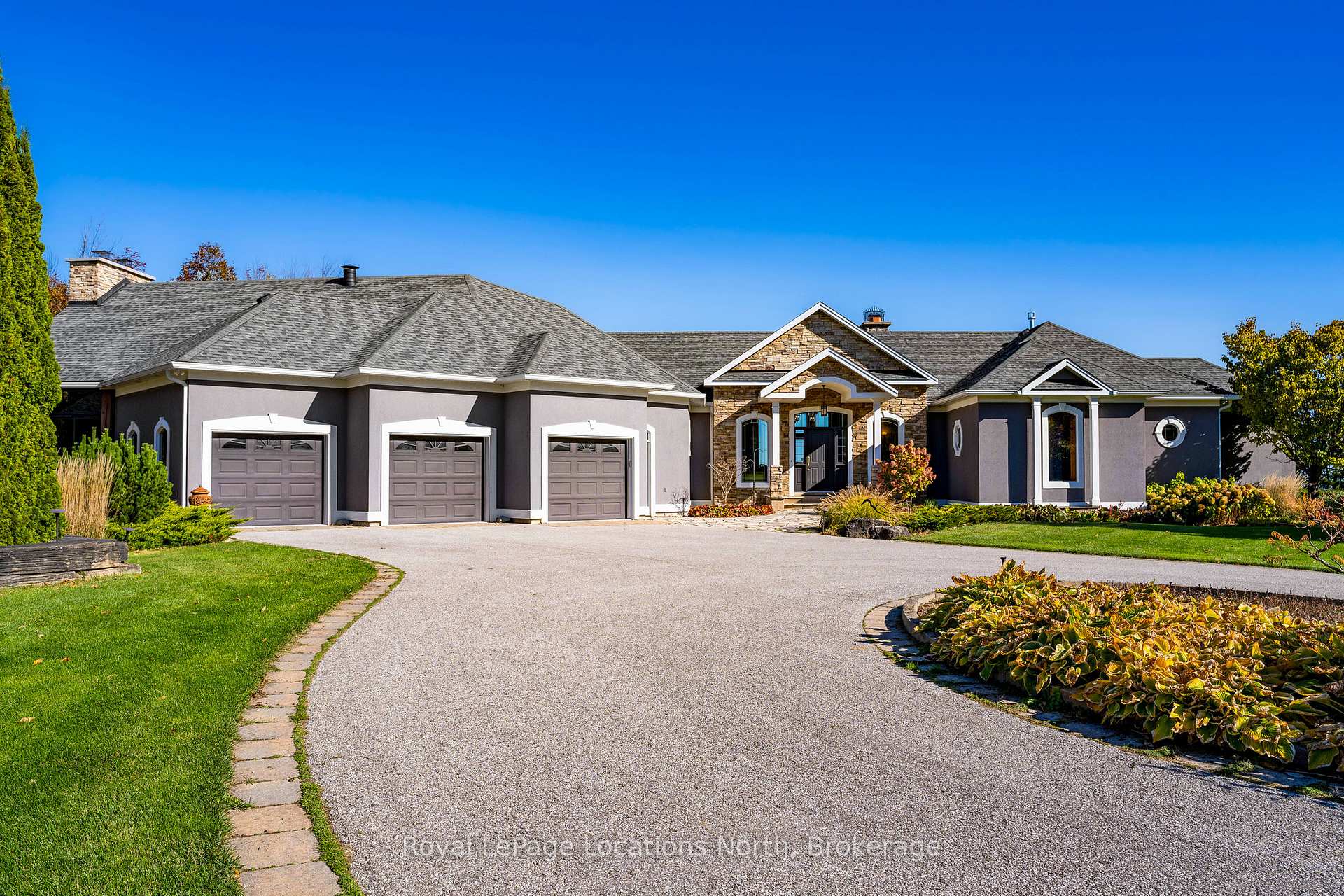 Photo 8 of 1428 10 Nottawasaga Concession N, Clearview, Rural Clearview — HOMEH