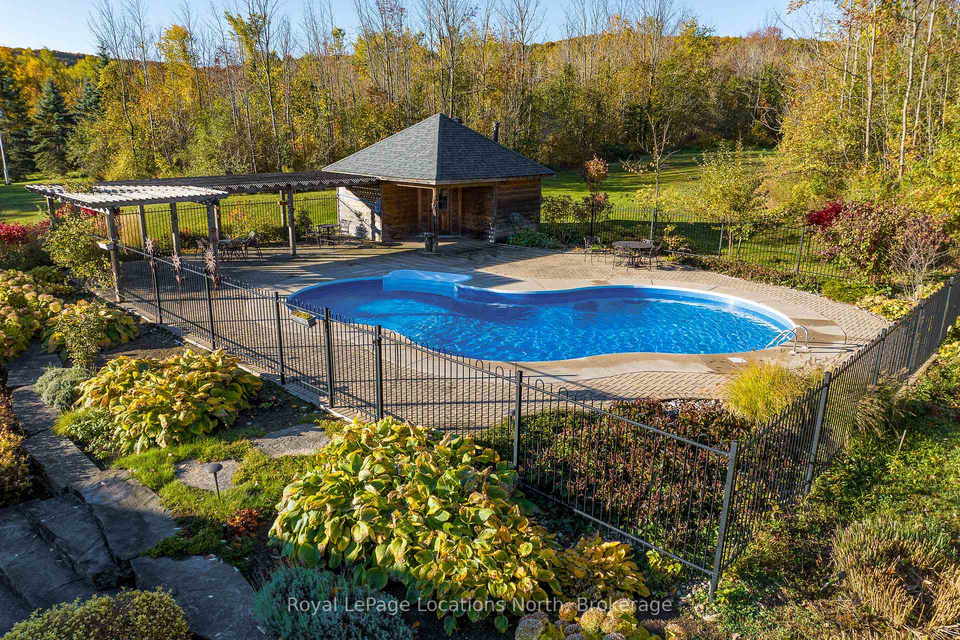 Photo 45 of 1428 10 Nottawasaga Concession N, Clearview, Rural Clearview — HOMEH
