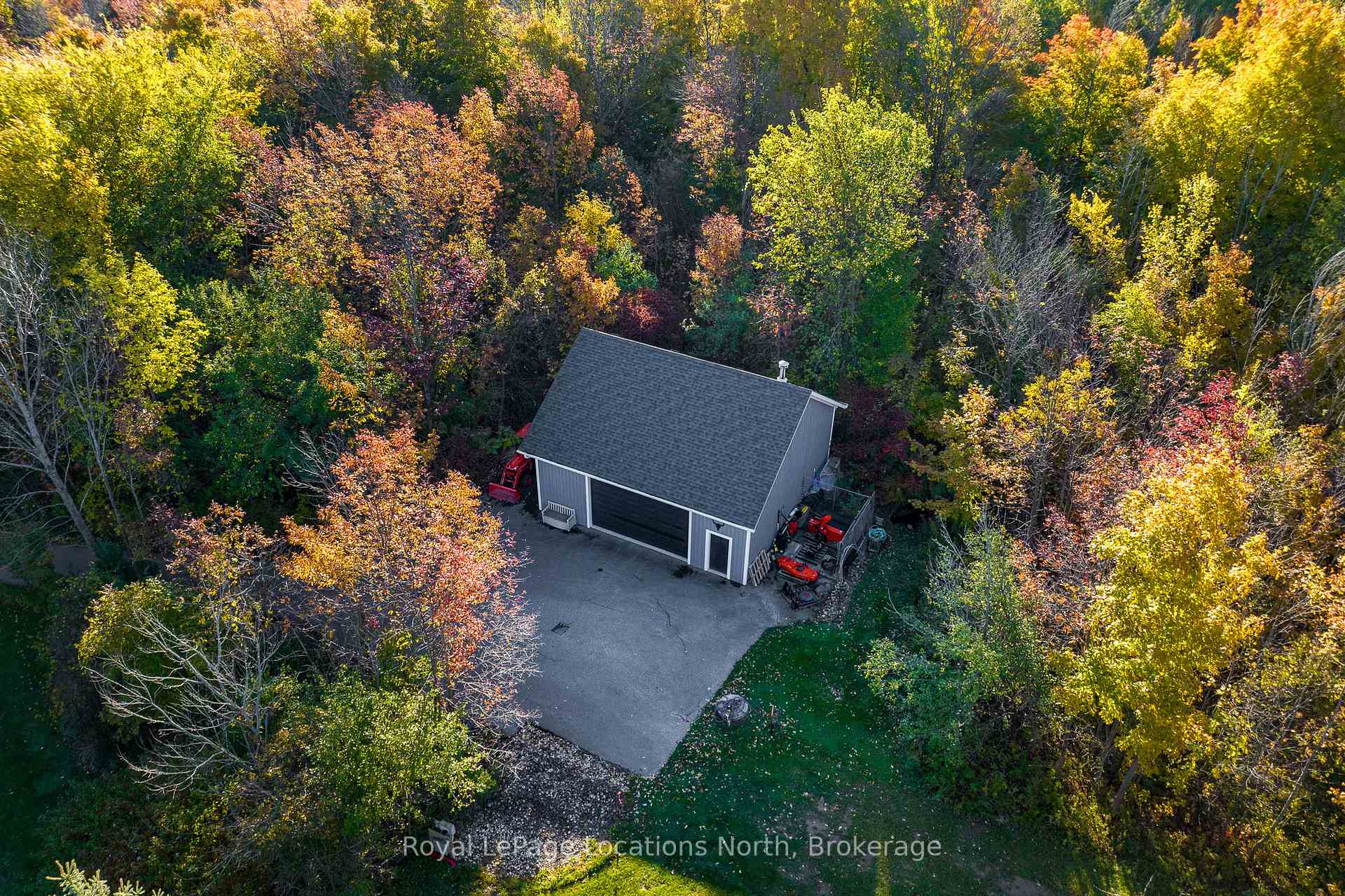Photo 46 of 1428 10 Nottawasaga Concession N, Clearview, Rural Clearview — HOMEH