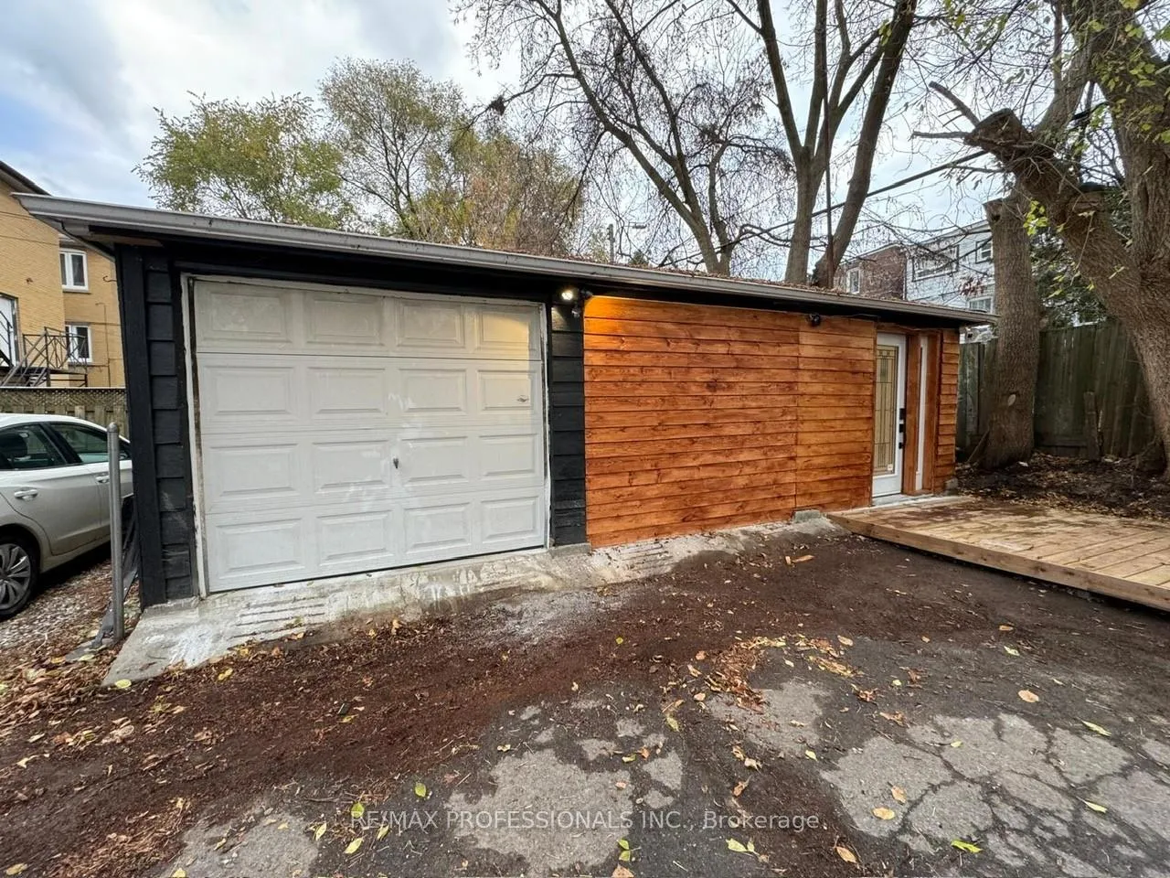 Photo 1 of Unit Rear WS, 29 Glenside Avenue, Toronto, Greenwood-Coxwell — HOMEH
