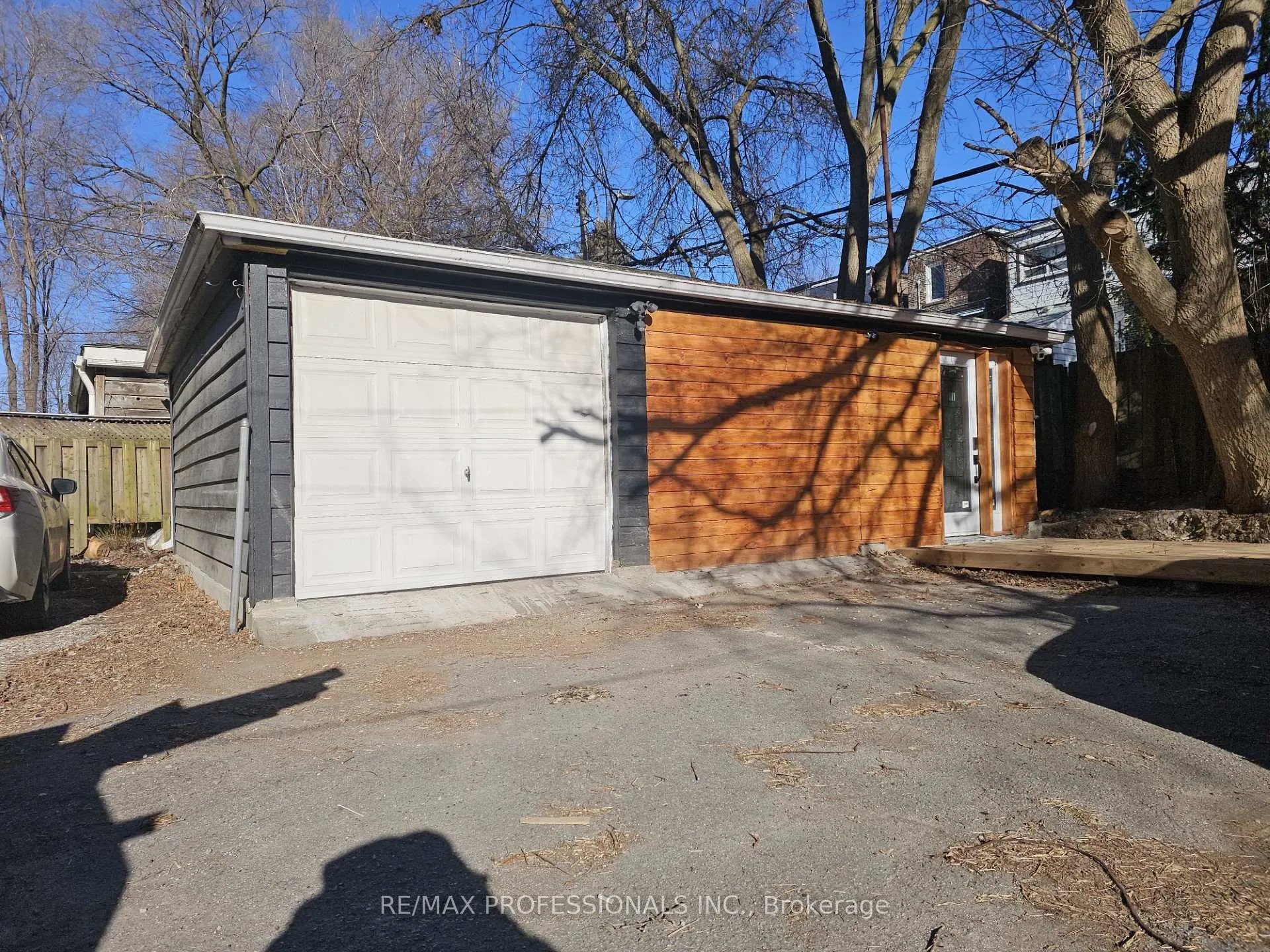 Photo 4 of Unit Rear WS, 29 Glenside Avenue, Toronto, Greenwood-Coxwell — HOMEH
